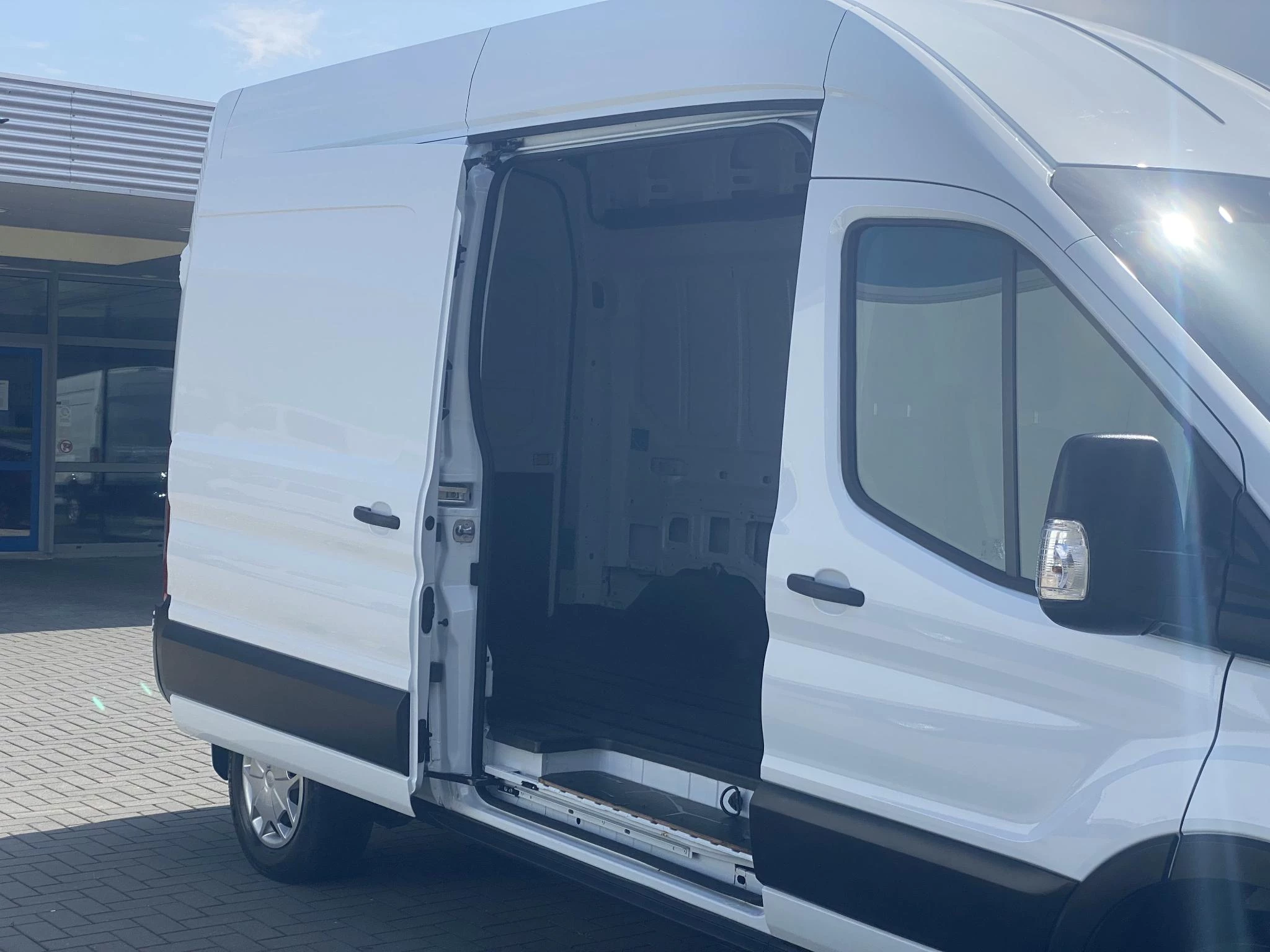 Hoofdafbeelding Ford E-Transit