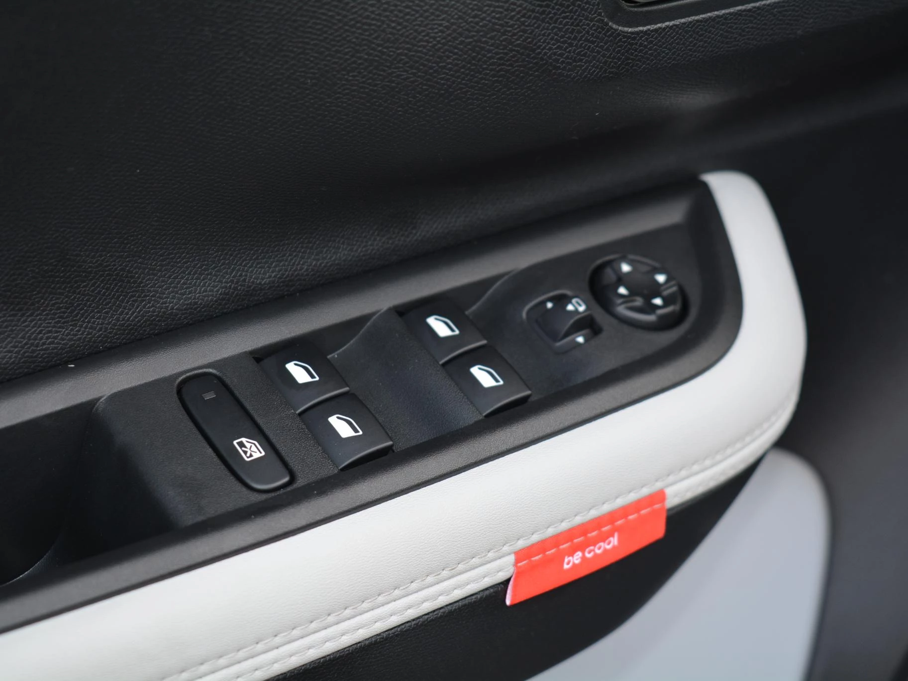 Hoofdafbeelding Citroën ë-C3 Aircross