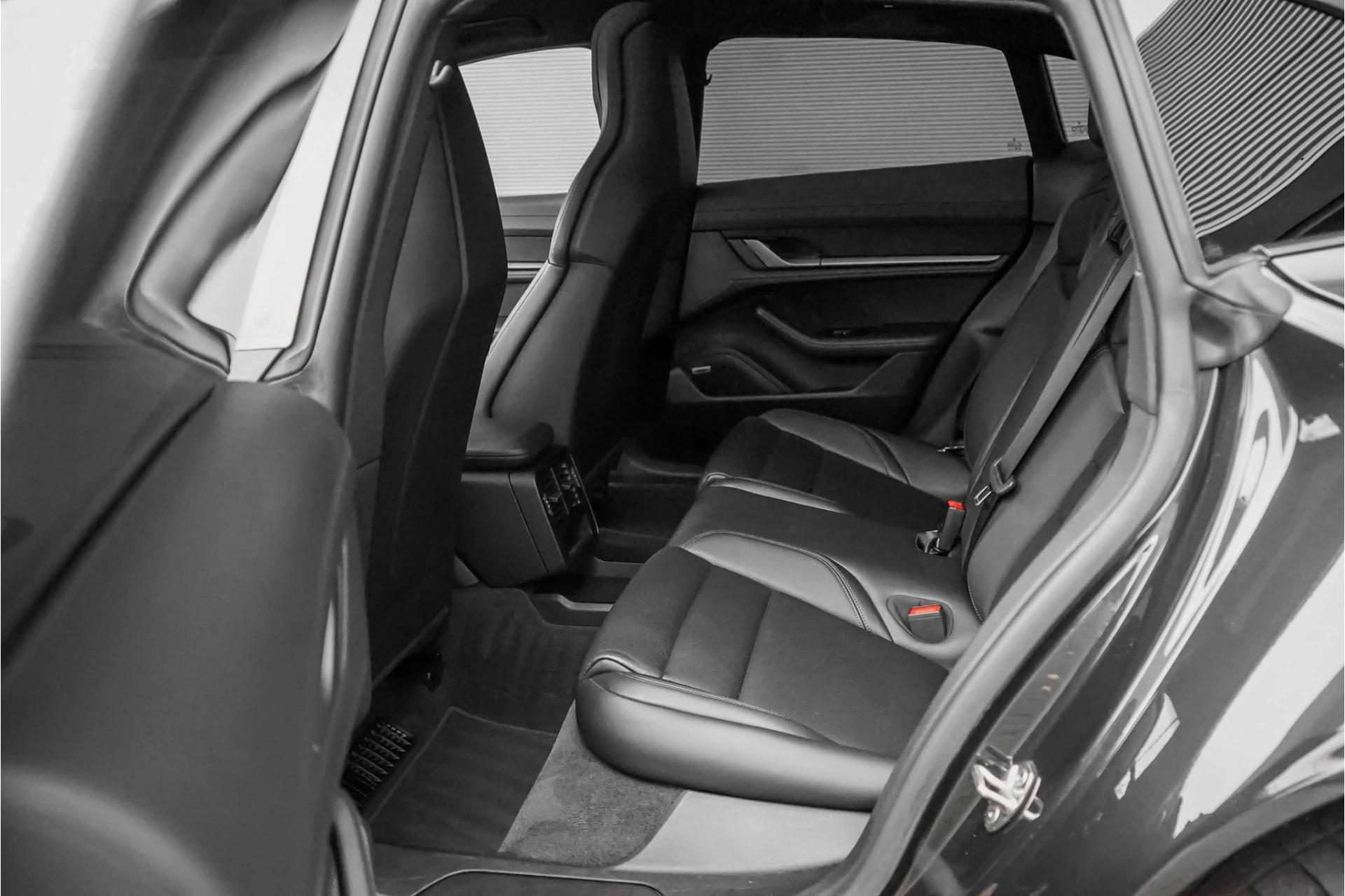 Hoofdafbeelding Porsche Taycan