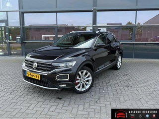 Volkswagen T-Roc 1.5 TSI Style Business/ Panorama dak/ Virtual dashboard/leder/ Dodehoek