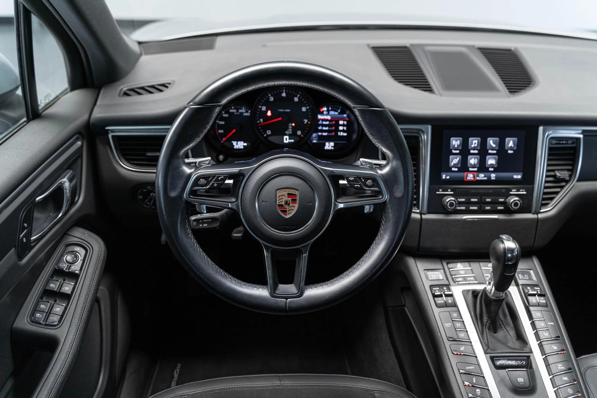 Hoofdafbeelding Porsche Macan