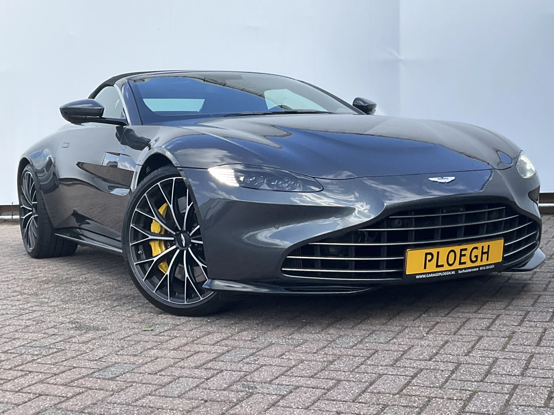 Hoofdafbeelding Aston Martin V8 Vantage