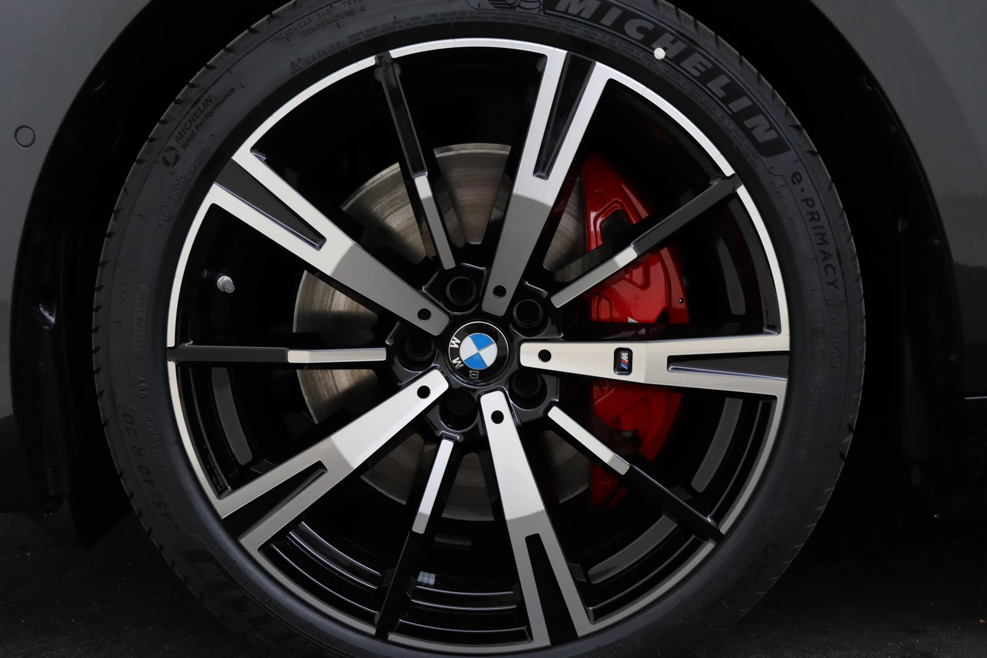 Hoofdafbeelding BMW i5