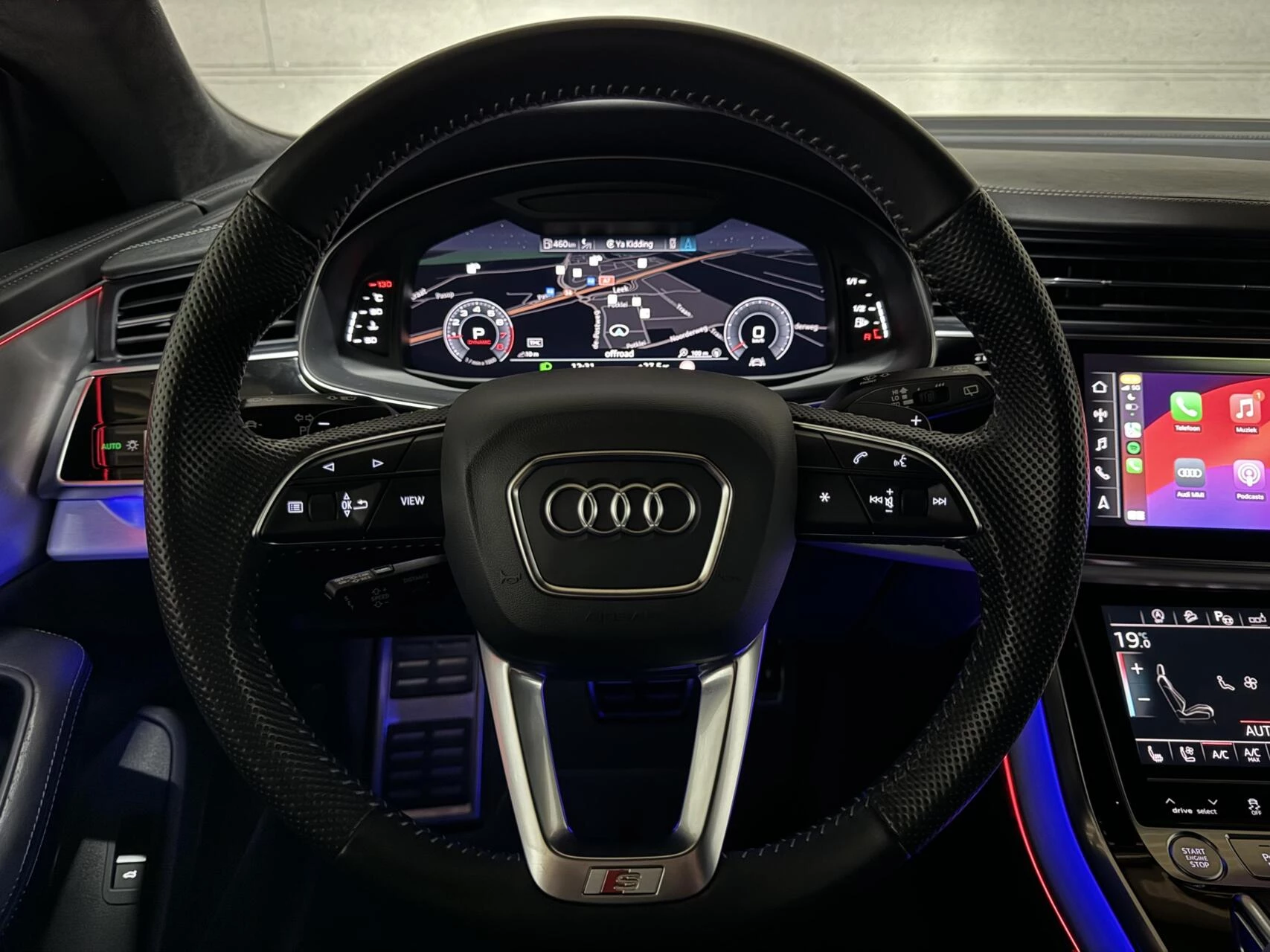 Hoofdafbeelding Audi Q8