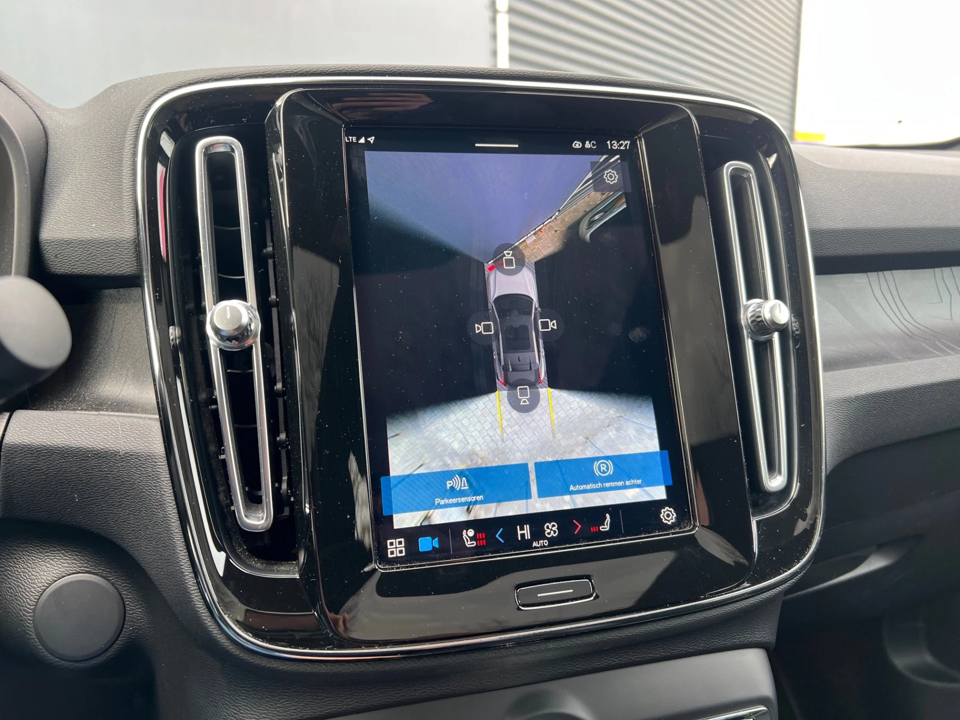 Hoofdafbeelding Volvo C40