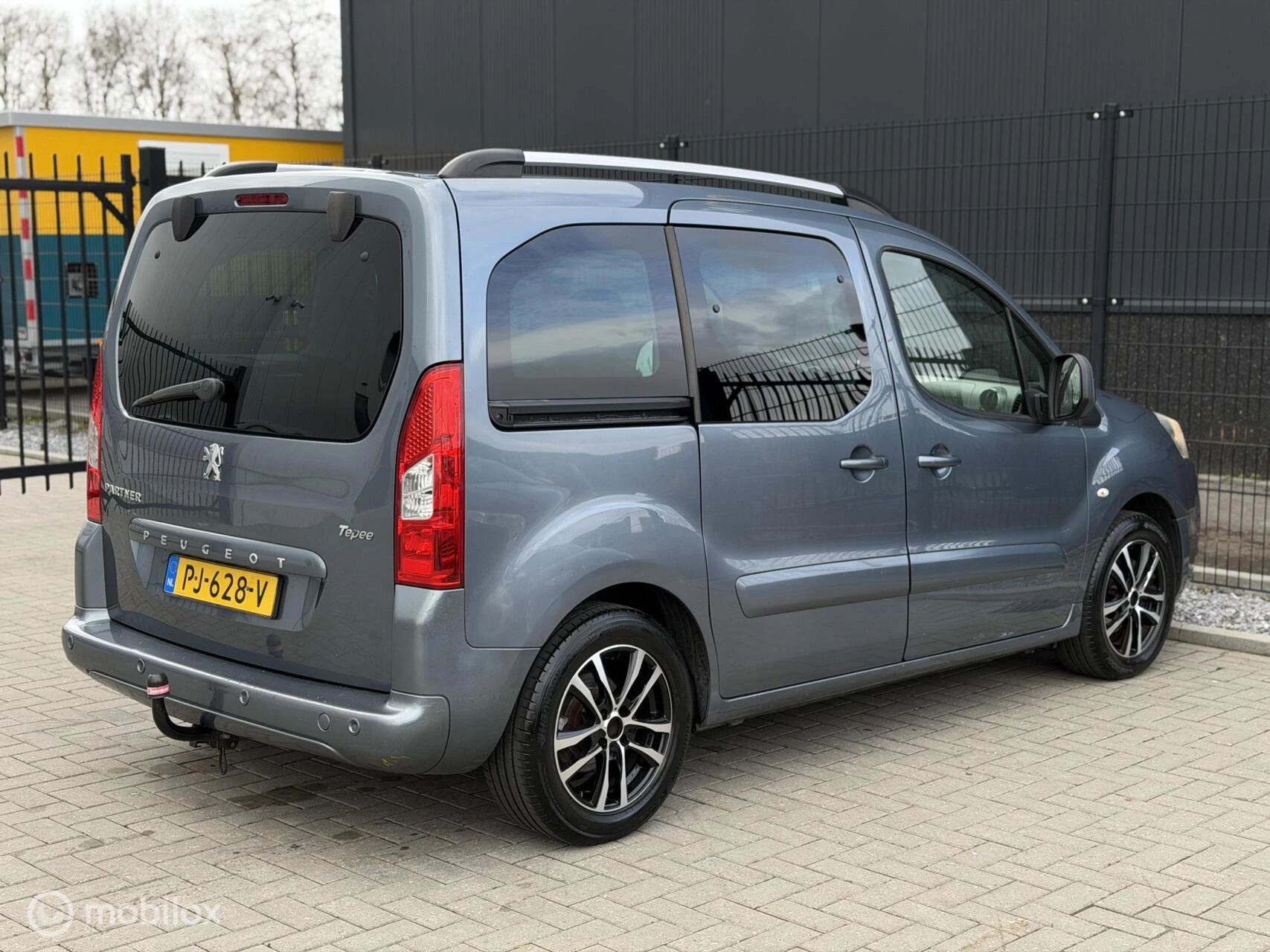 Hoofdafbeelding Peugeot Partner