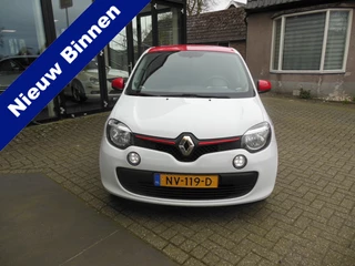 Hoofdafbeelding Renault Twingo Renault Twingo 1.0 SCe Collection Staat in De Krim