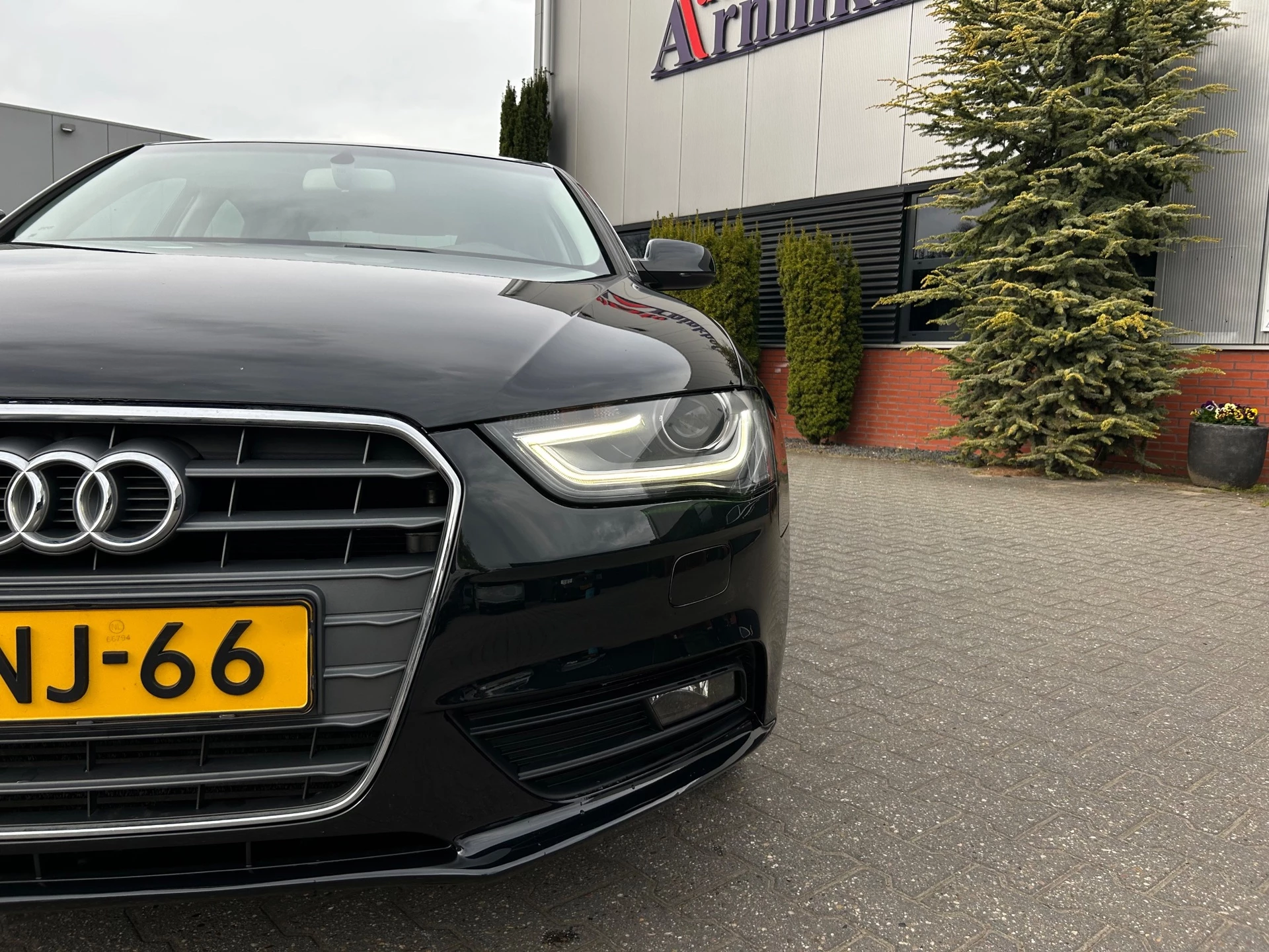 Hoofdafbeelding Audi A4