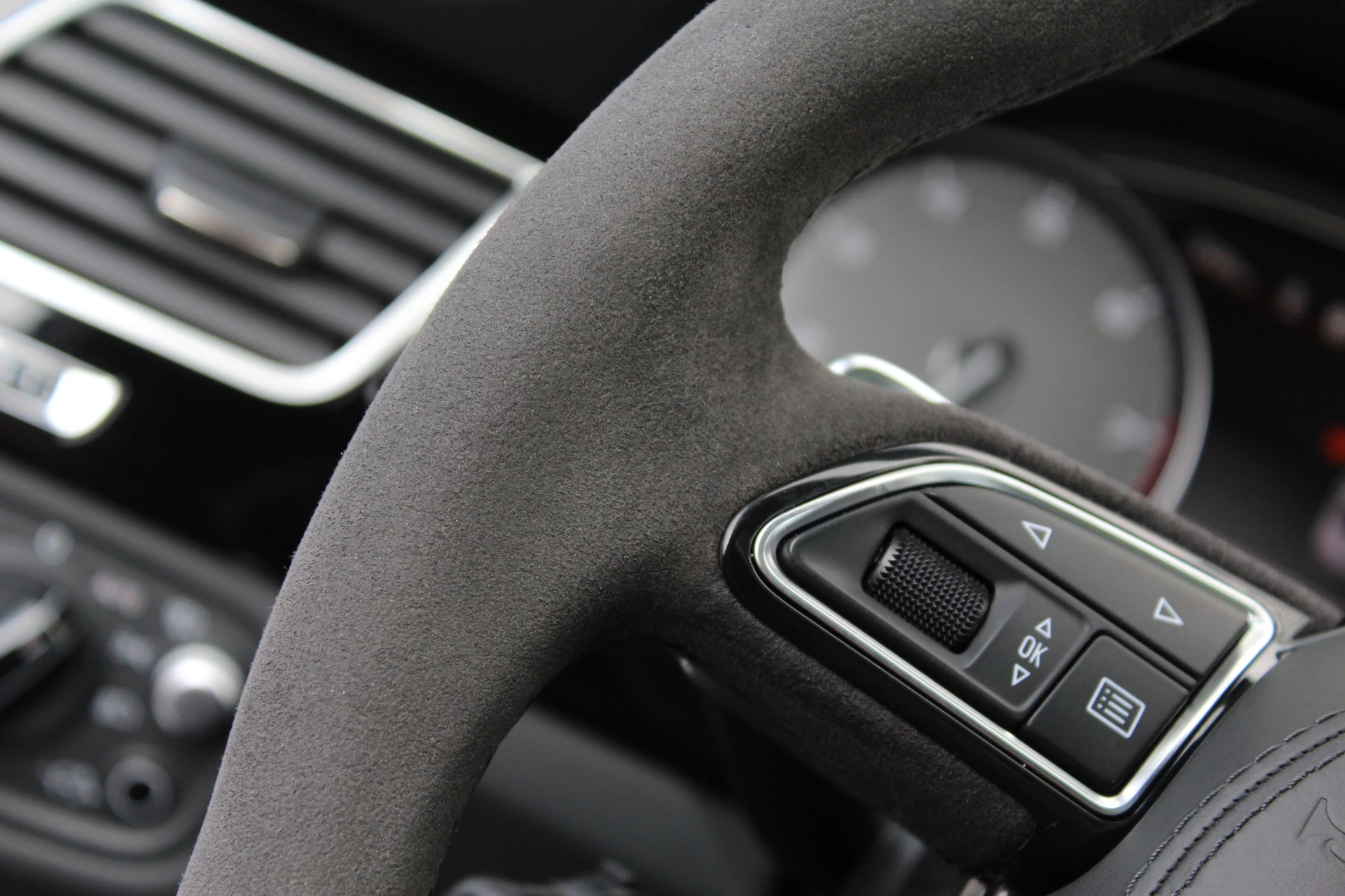 Hoofdafbeelding Audi A8