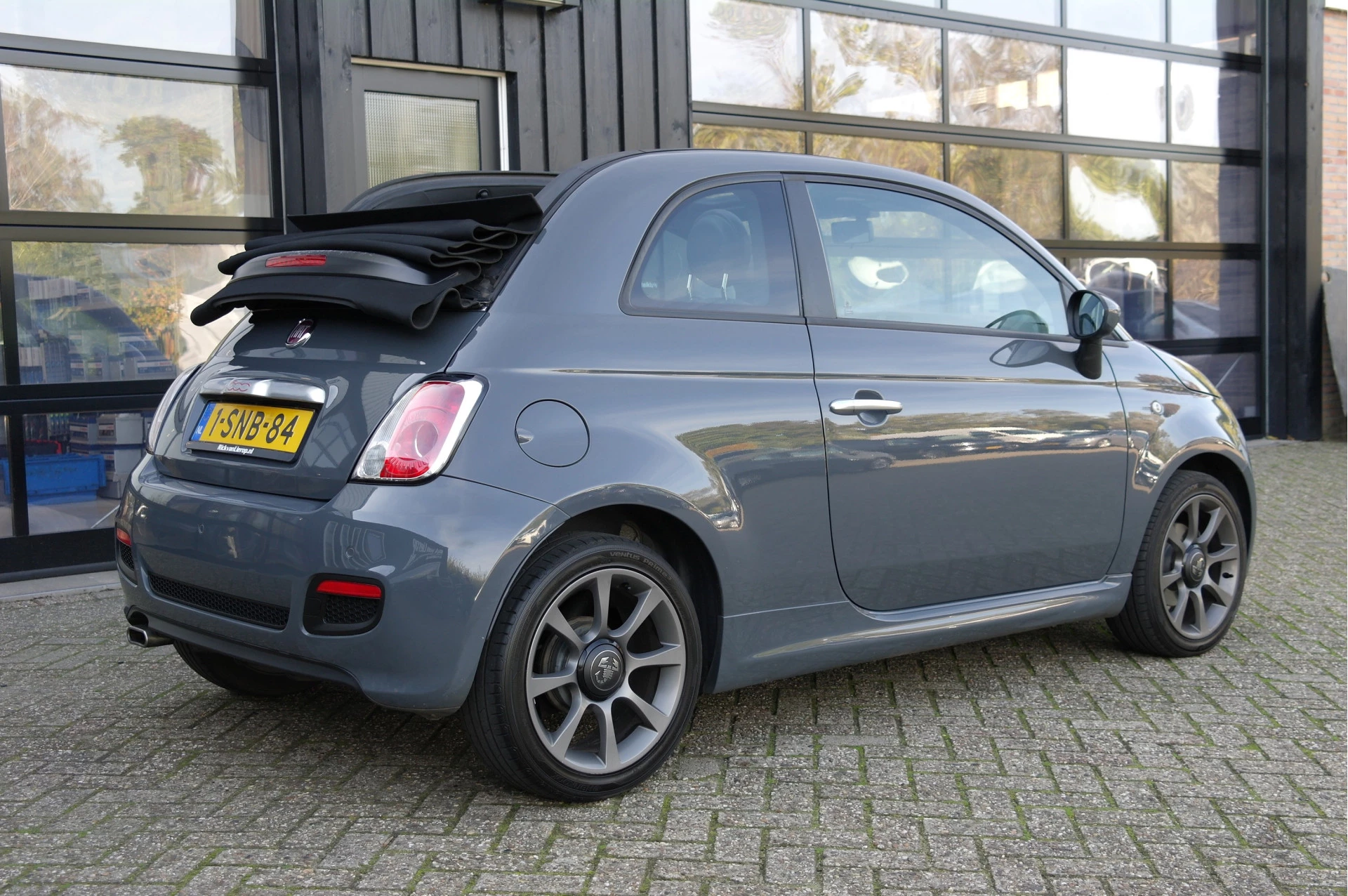 Hoofdafbeelding Fiat 500C