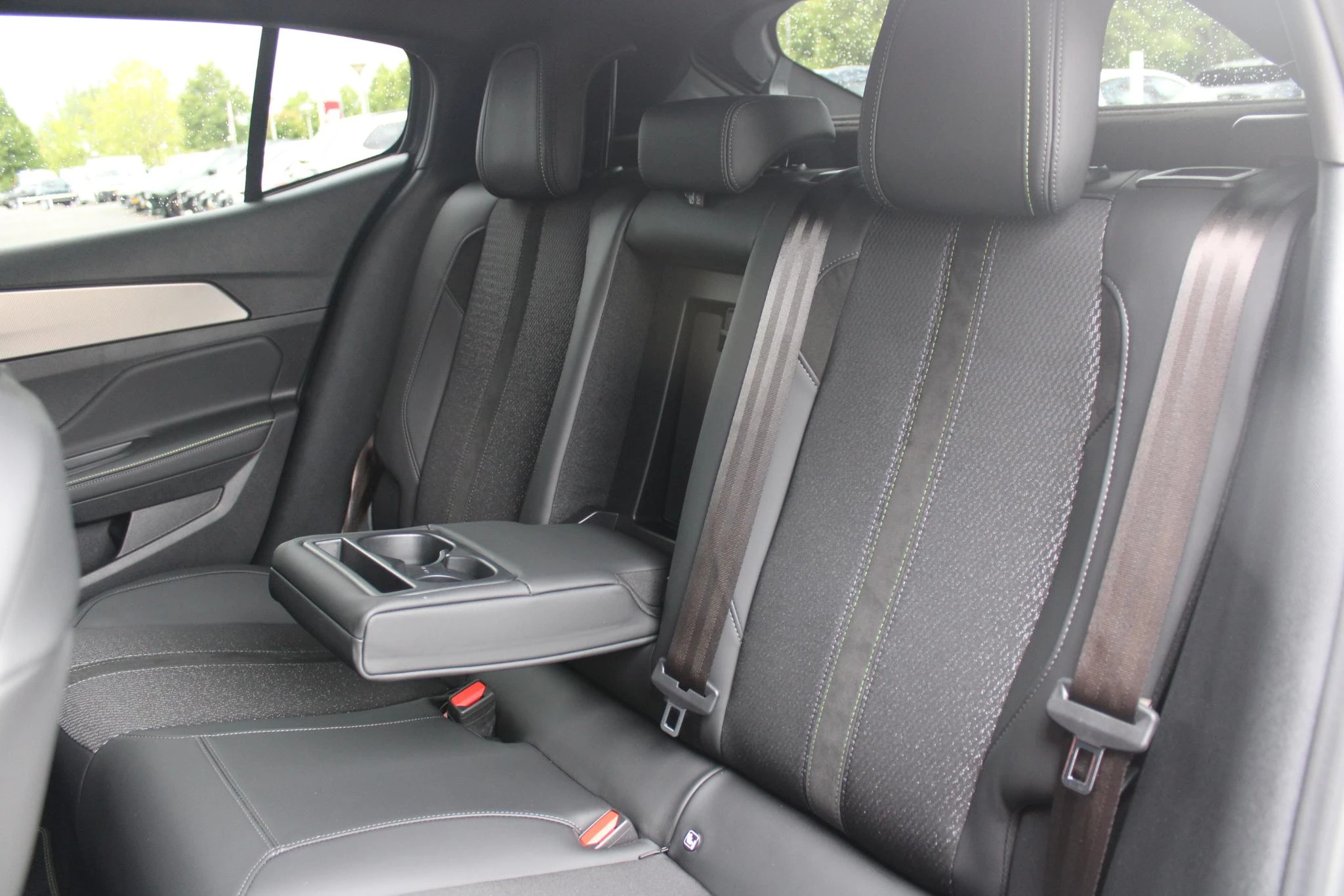 Hoofdafbeelding Peugeot 408