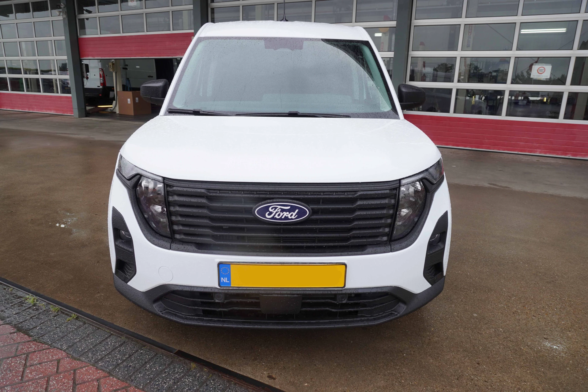 Hoofdafbeelding Ford Transit Courier