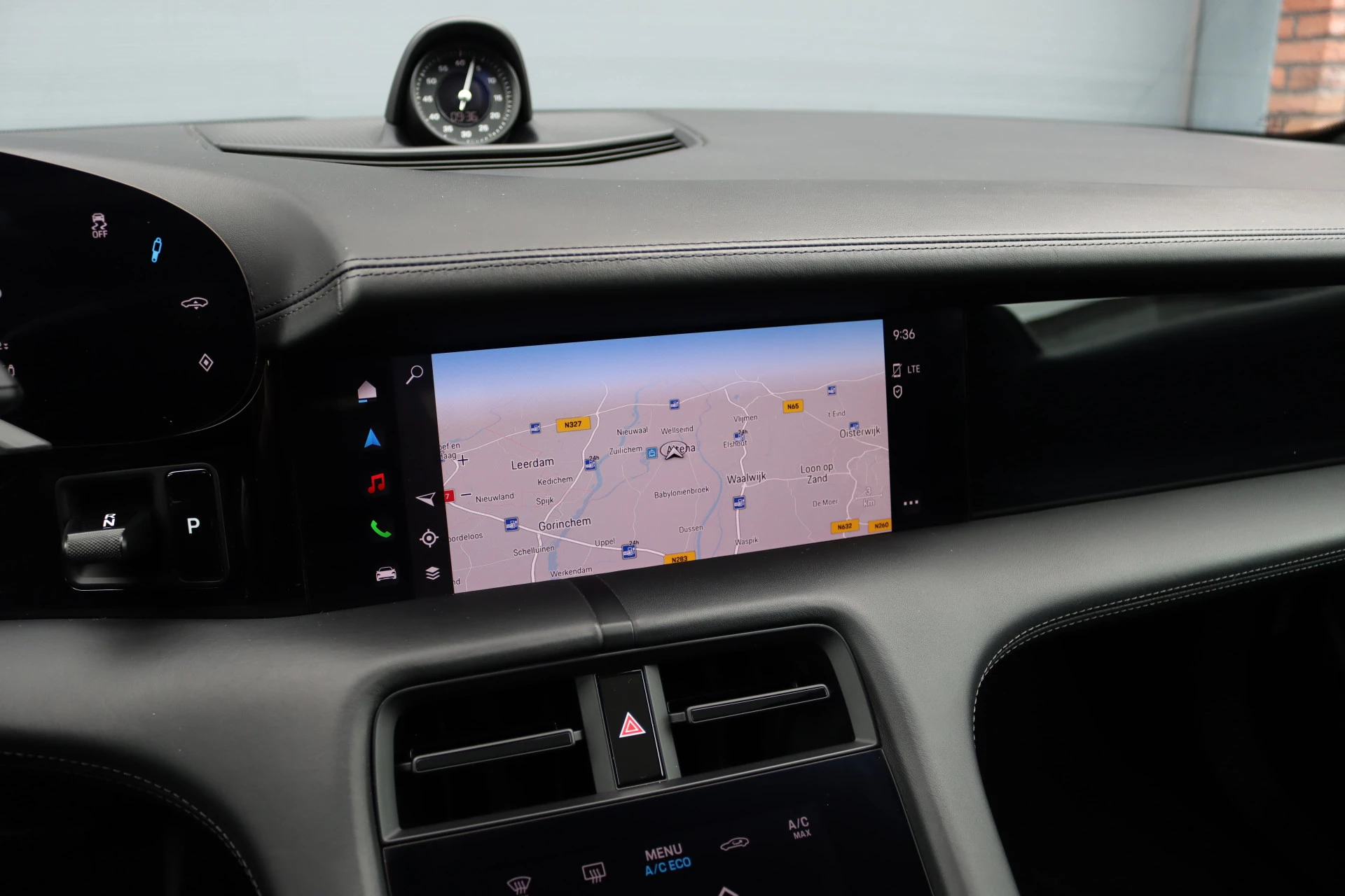 Hoofdafbeelding Porsche Taycan