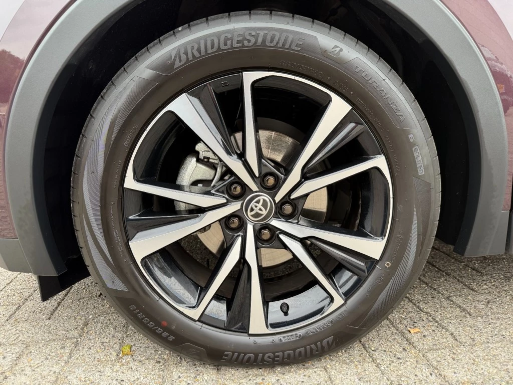 Hoofdafbeelding Toyota C-HR