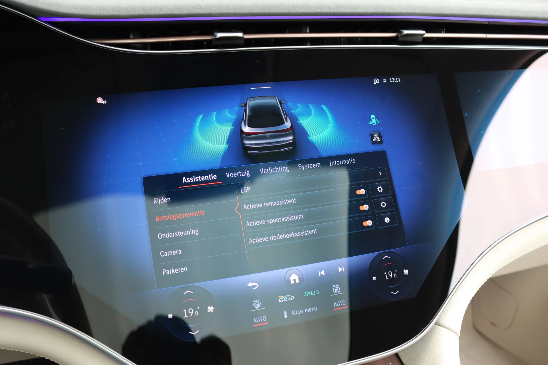 Hoofdafbeelding Mercedes-Benz EQS