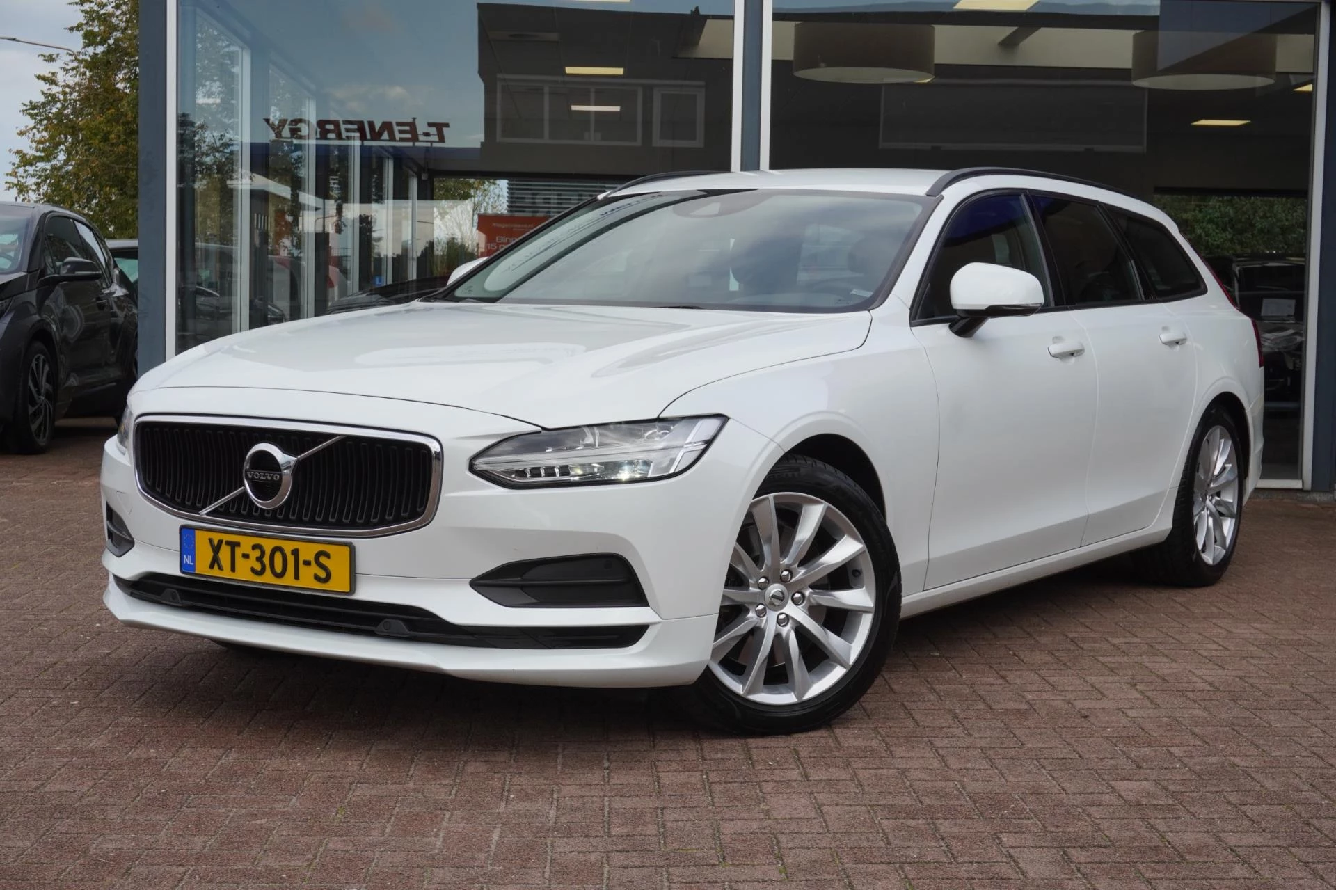 Hoofdafbeelding Volvo V90