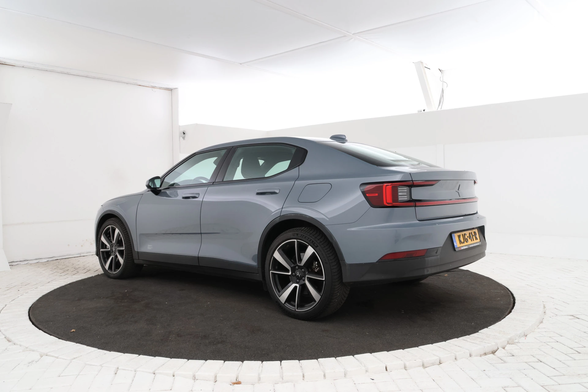Hoofdafbeelding Polestar 2