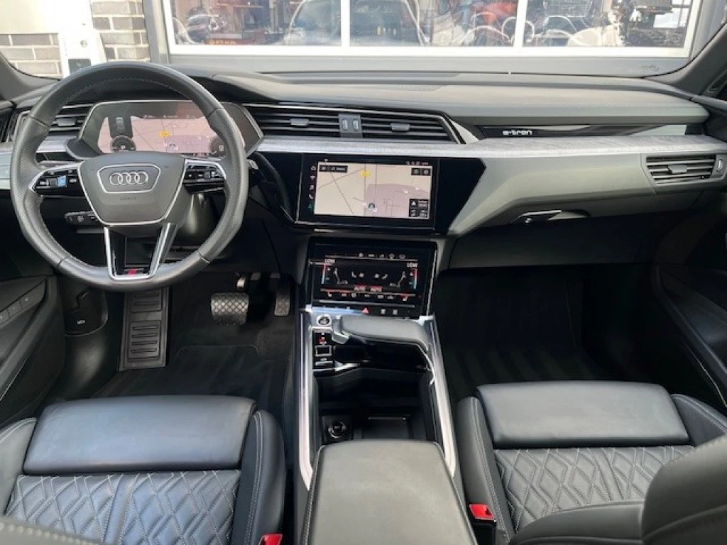 Hoofdafbeelding Audi e-tron