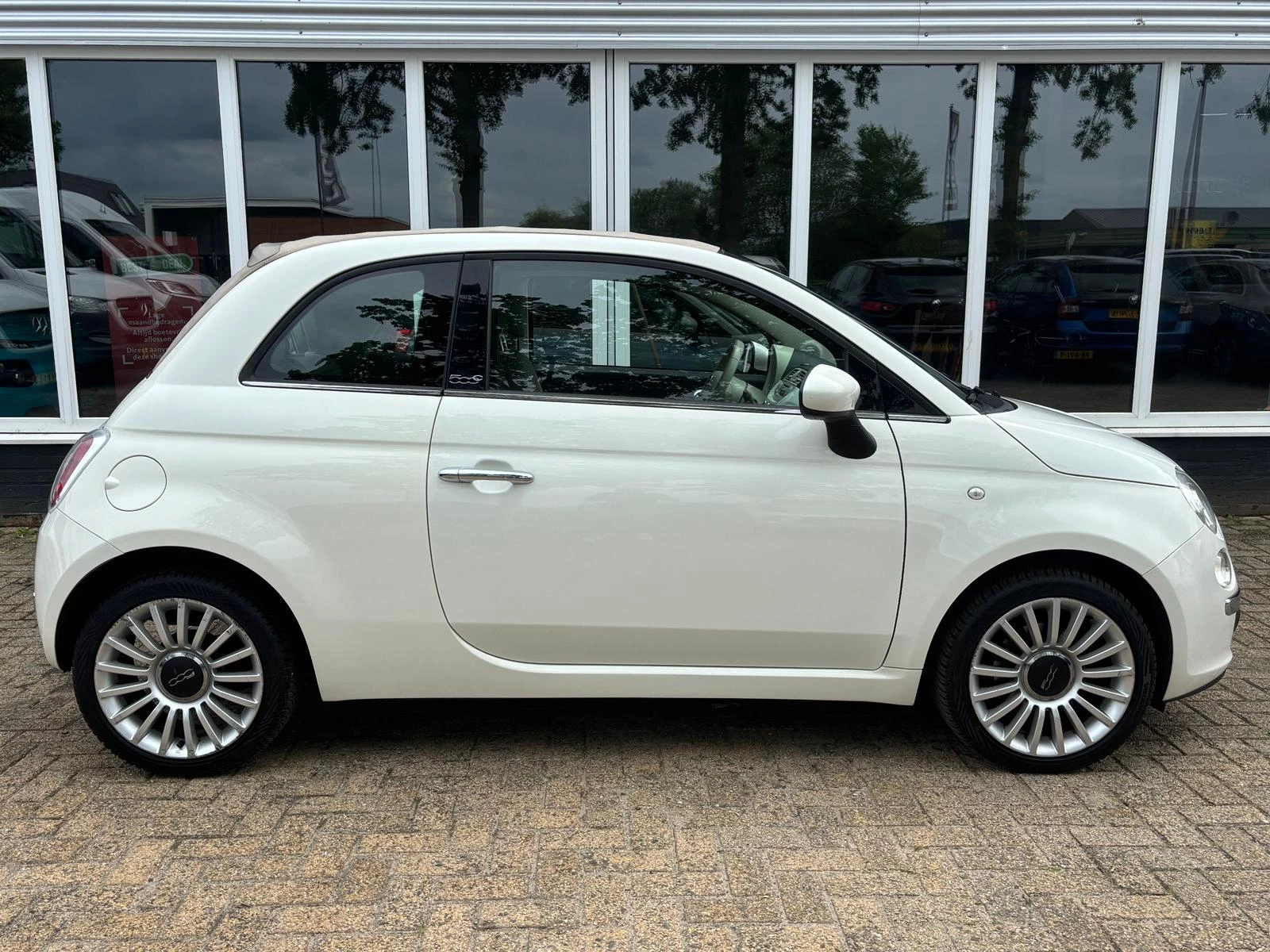 Hoofdafbeelding Fiat 500C