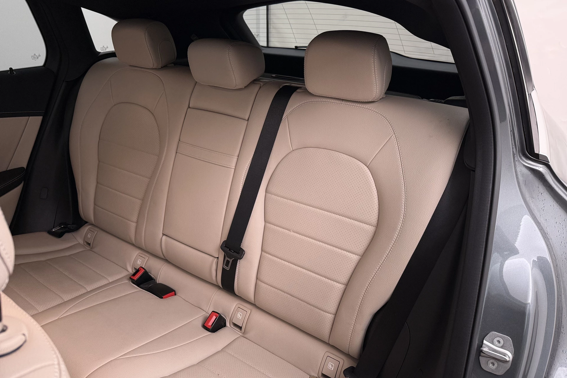 Hoofdafbeelding Mercedes-Benz EQC