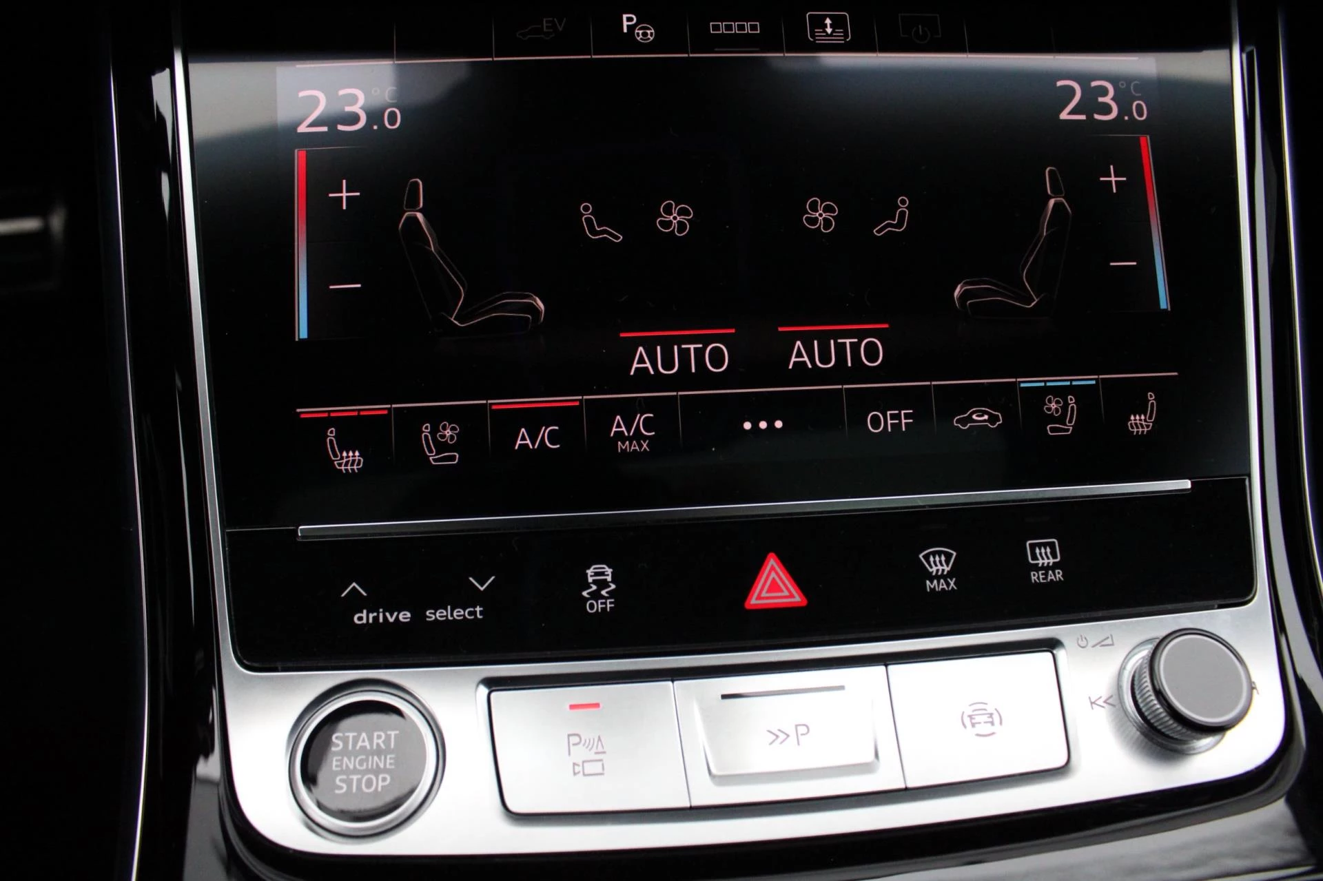 Hoofdafbeelding Audi A8