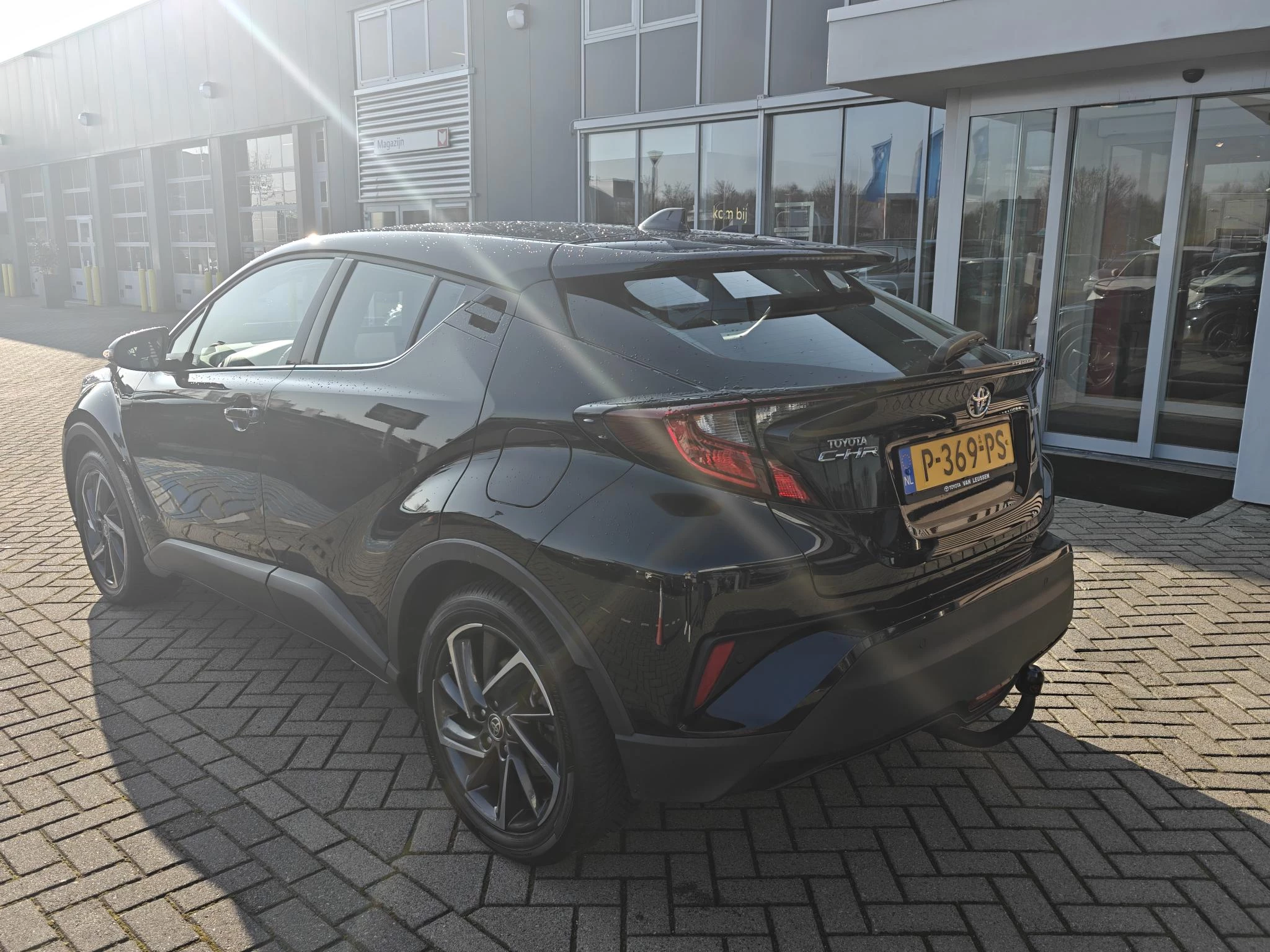 Hoofdafbeelding Toyota C-HR