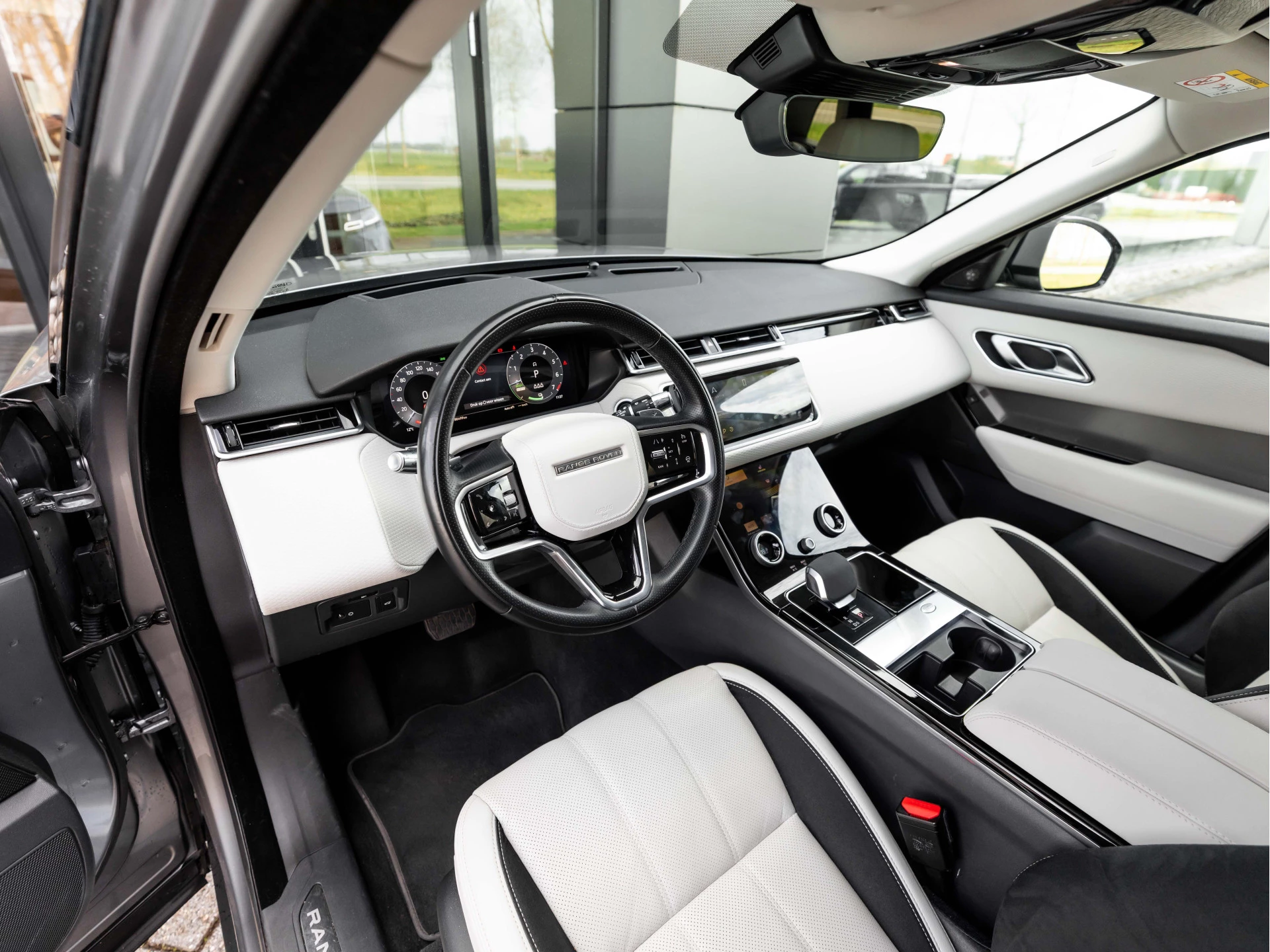 Hoofdafbeelding Land Rover Range Rover Velar