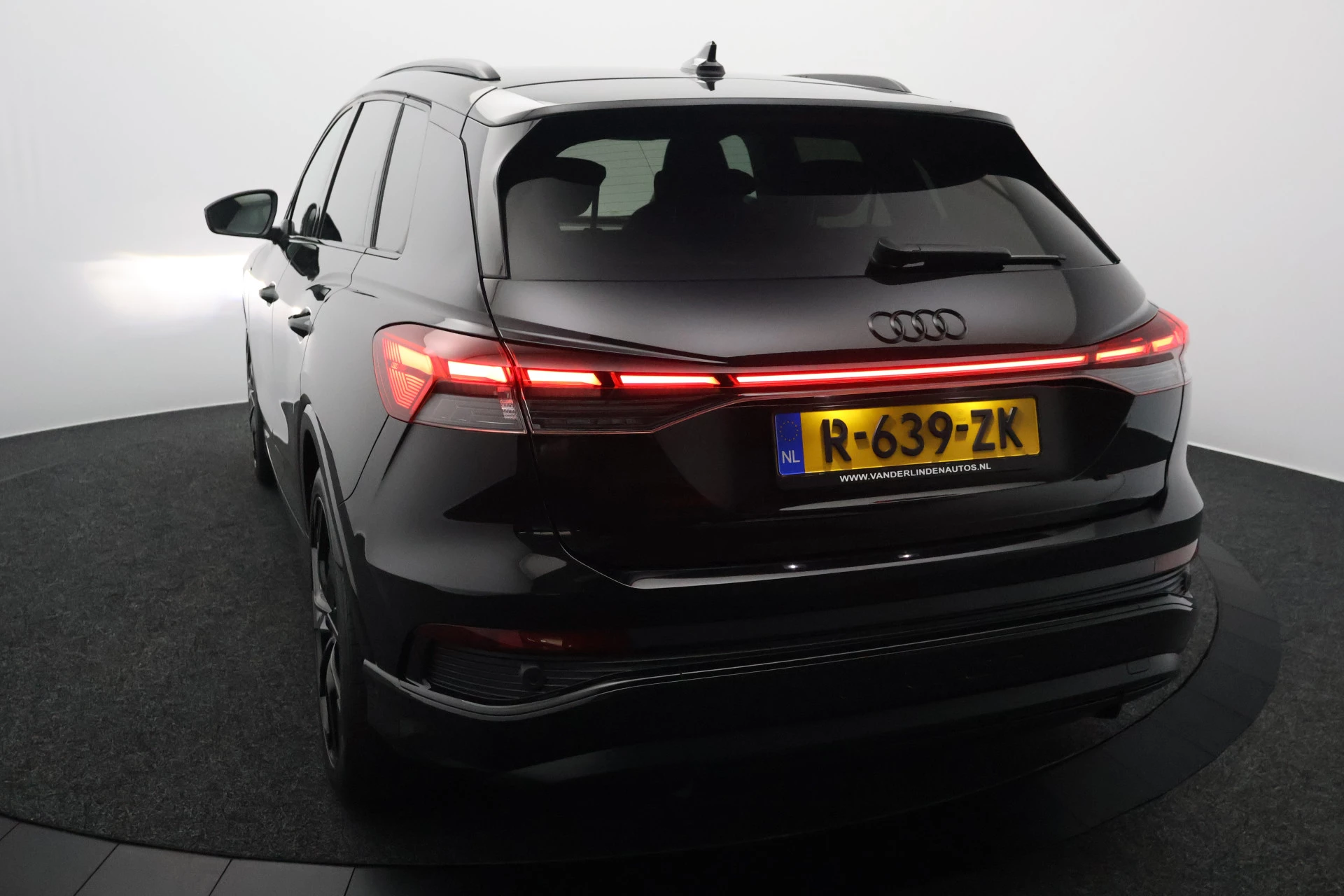 Hoofdafbeelding Audi Q4 e-tron