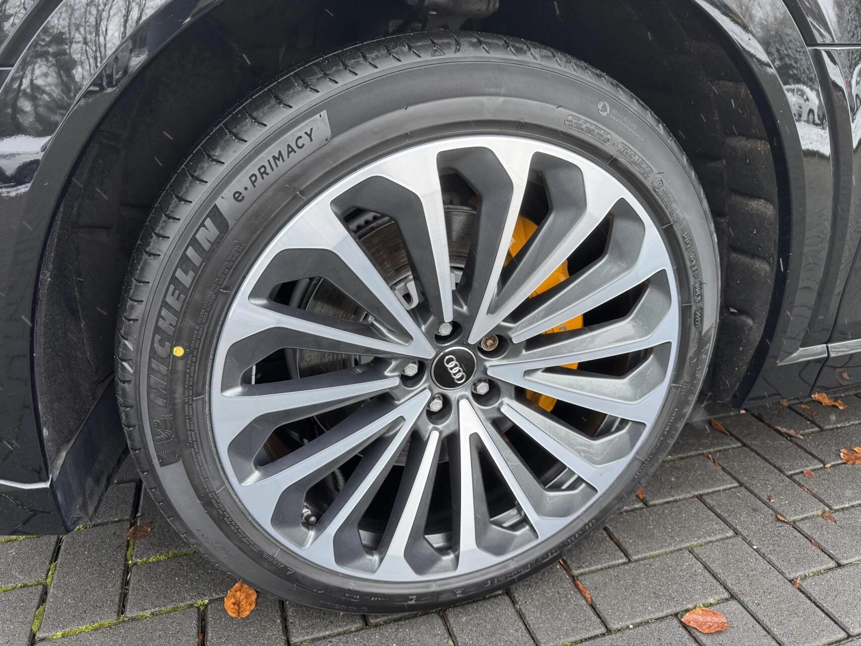 Hoofdafbeelding Audi e-tron