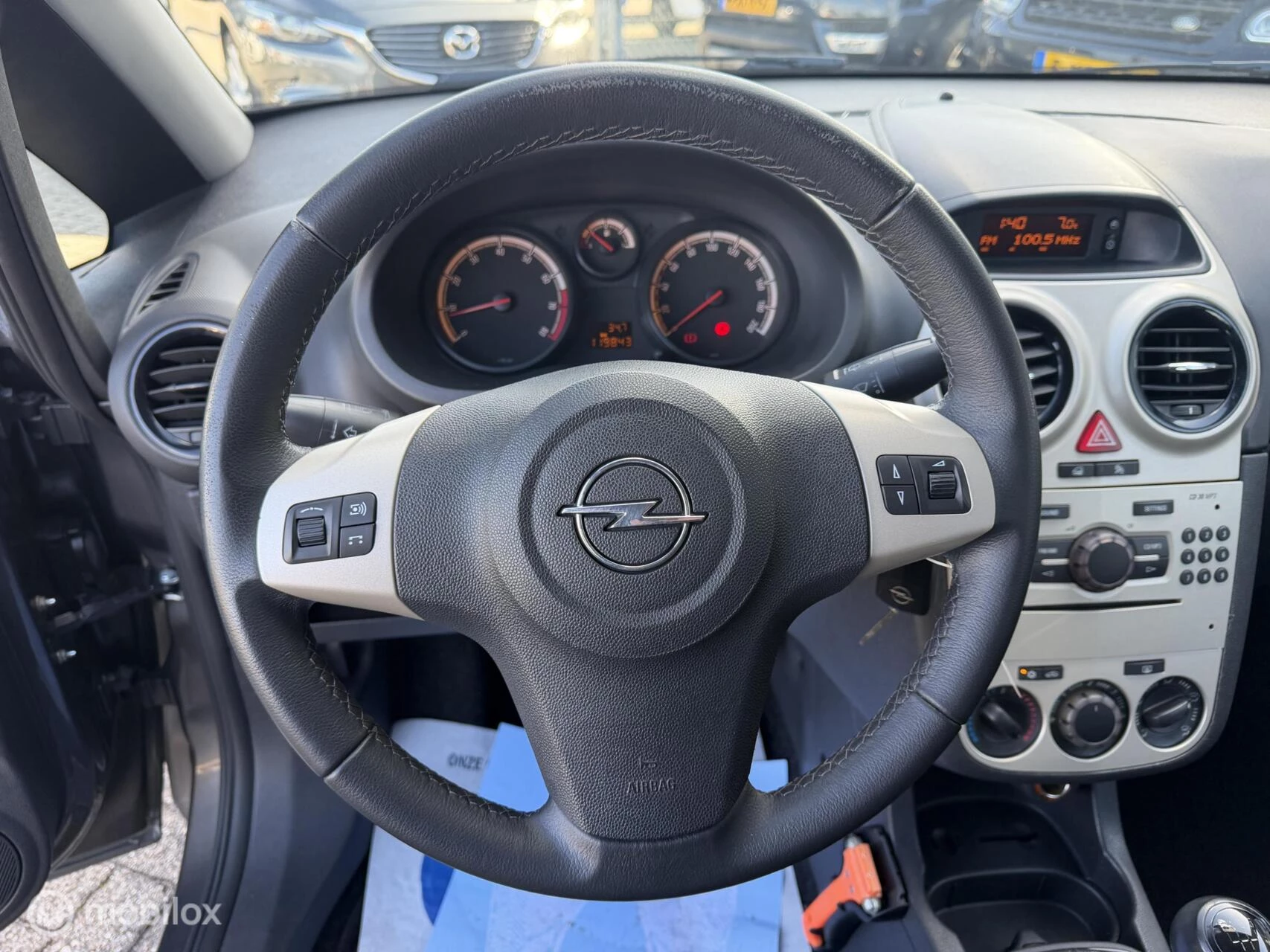 Hoofdafbeelding Opel Corsa