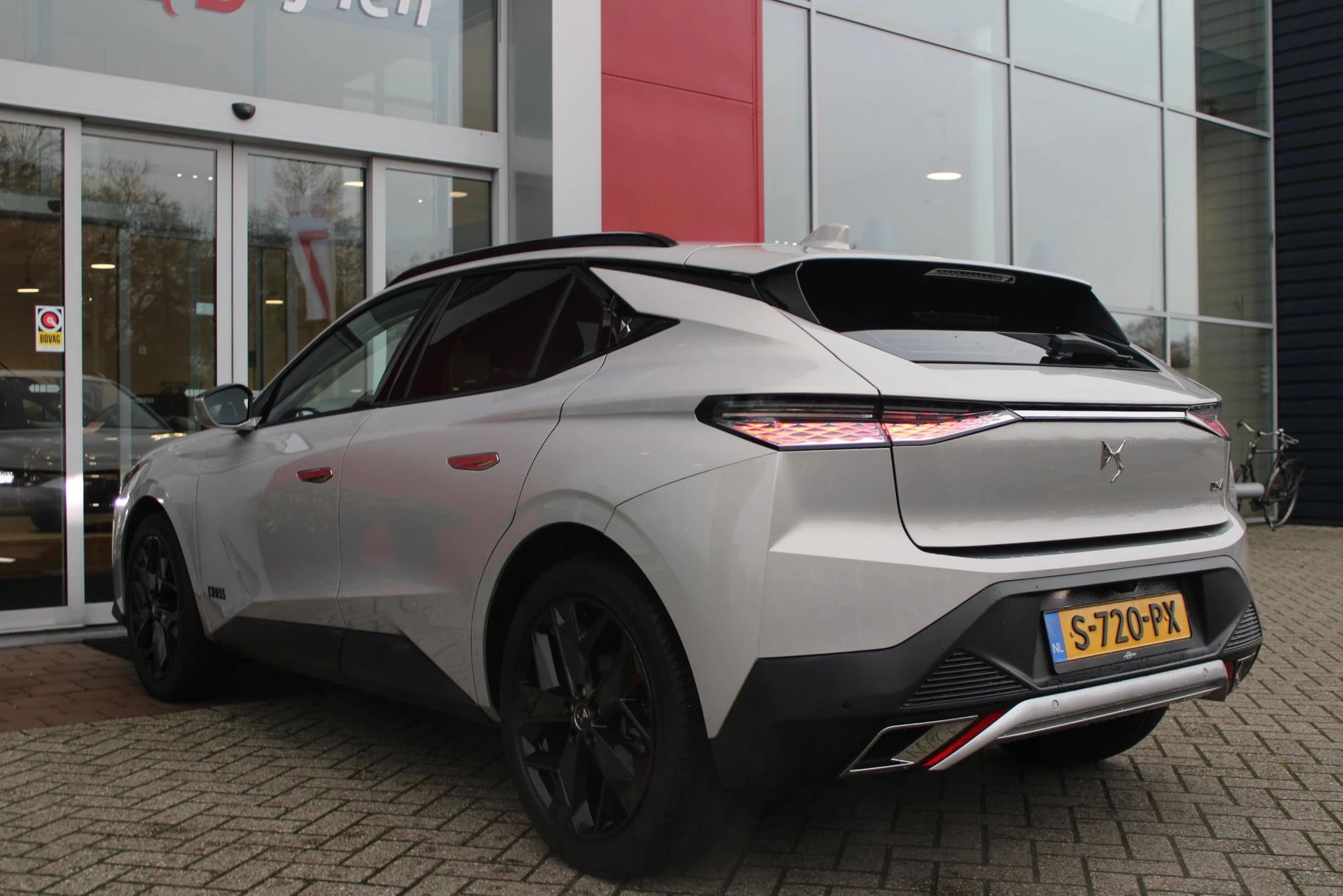 Hoofdafbeelding DS DS 4