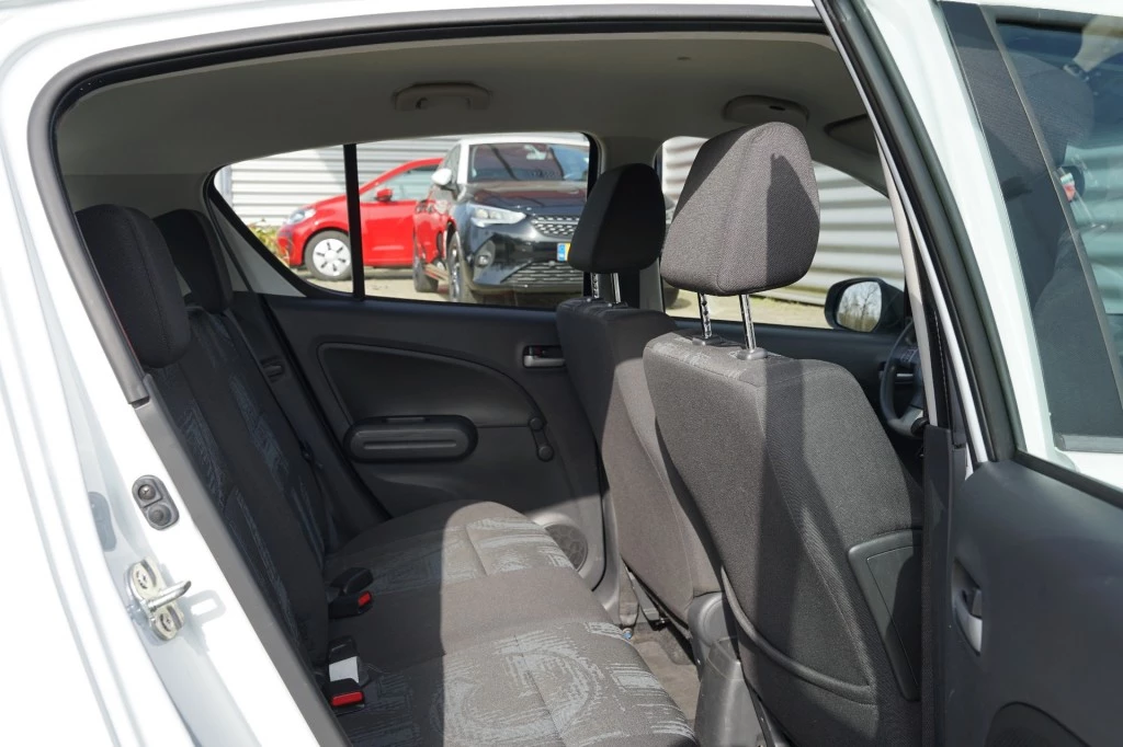 Hoofdafbeelding Opel Agila