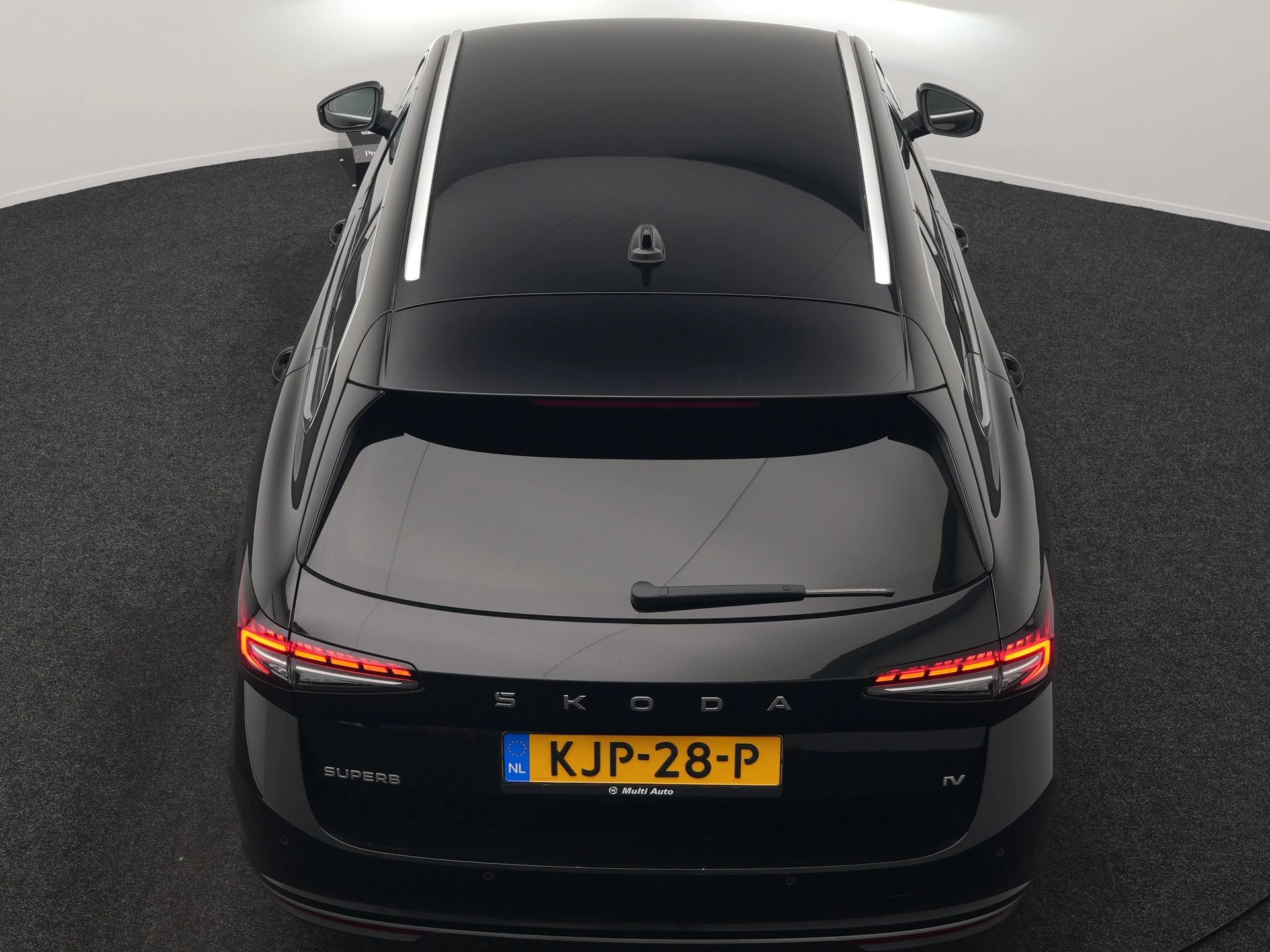 Hoofdafbeelding Škoda Superb