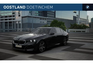 Hoofdafbeelding BMW 5 Serie BMW 5 Serie 530e M Sport Automaat / Trekhaak / Bowers & Wilkins / M Multifunctionele Stoelen / Adaptieve LED / Stoelventilatie / Parking Assistant Plus / Comfort Access