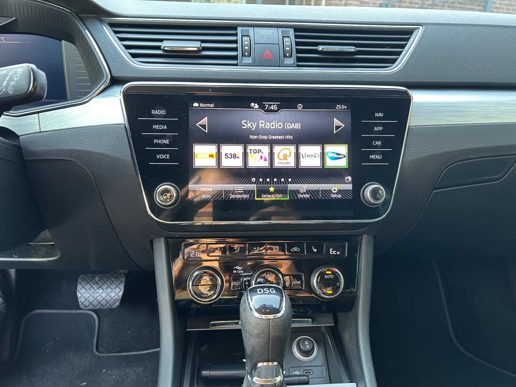 Hoofdafbeelding Škoda Superb