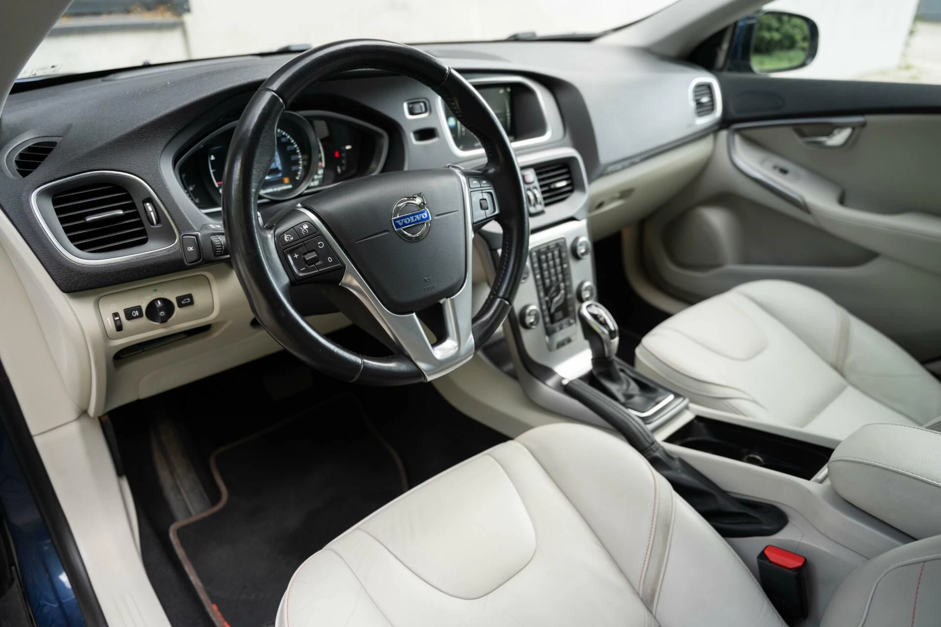 Hoofdafbeelding Volvo V40