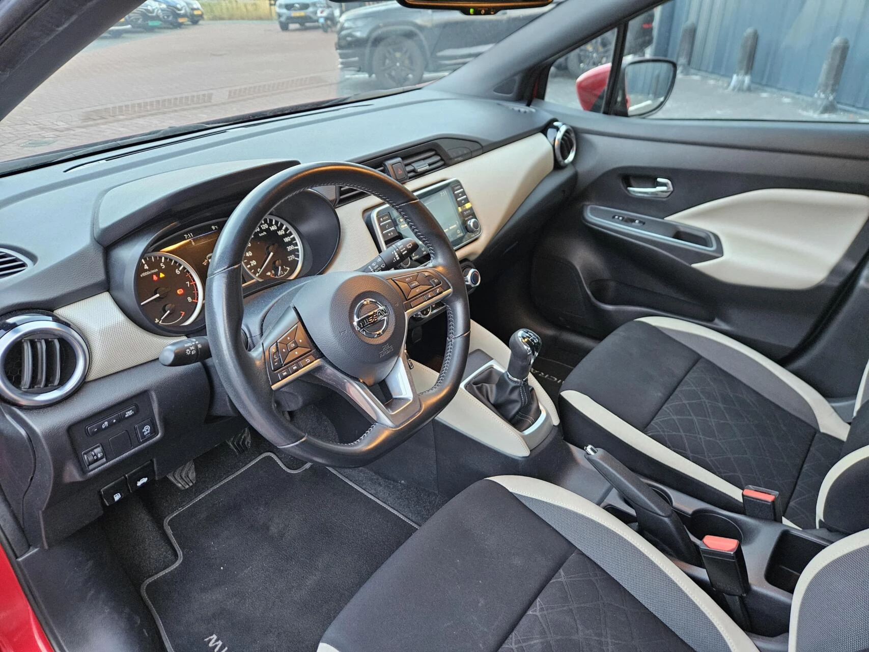 Hoofdafbeelding Nissan Micra