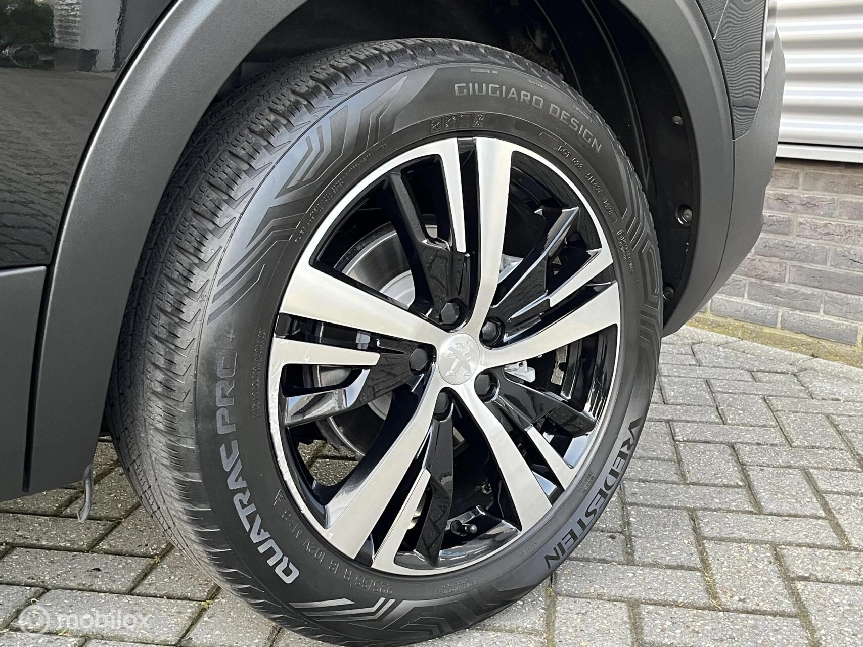 Hoofdafbeelding Peugeot 5008