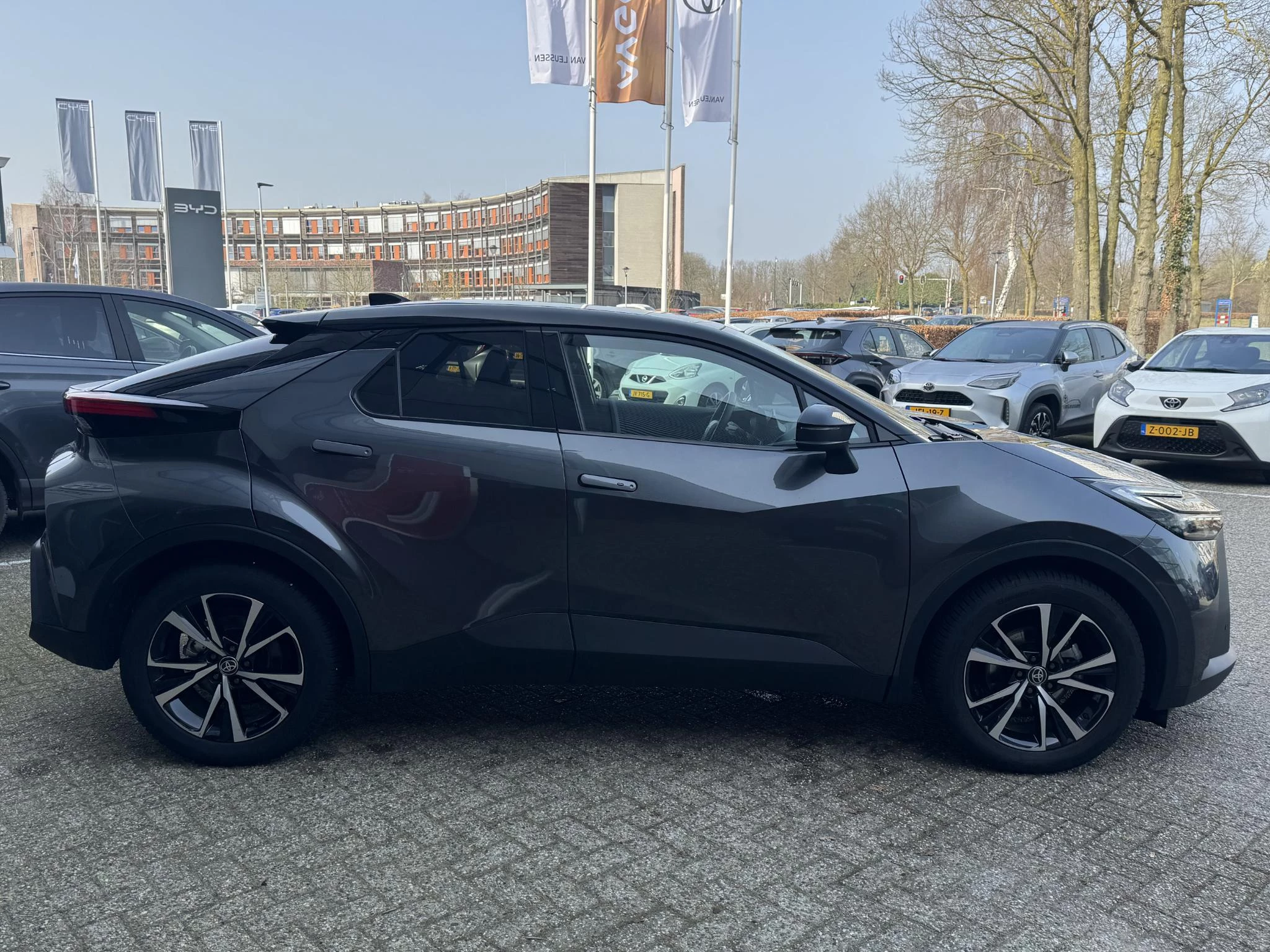 Hoofdafbeelding Toyota C-HR