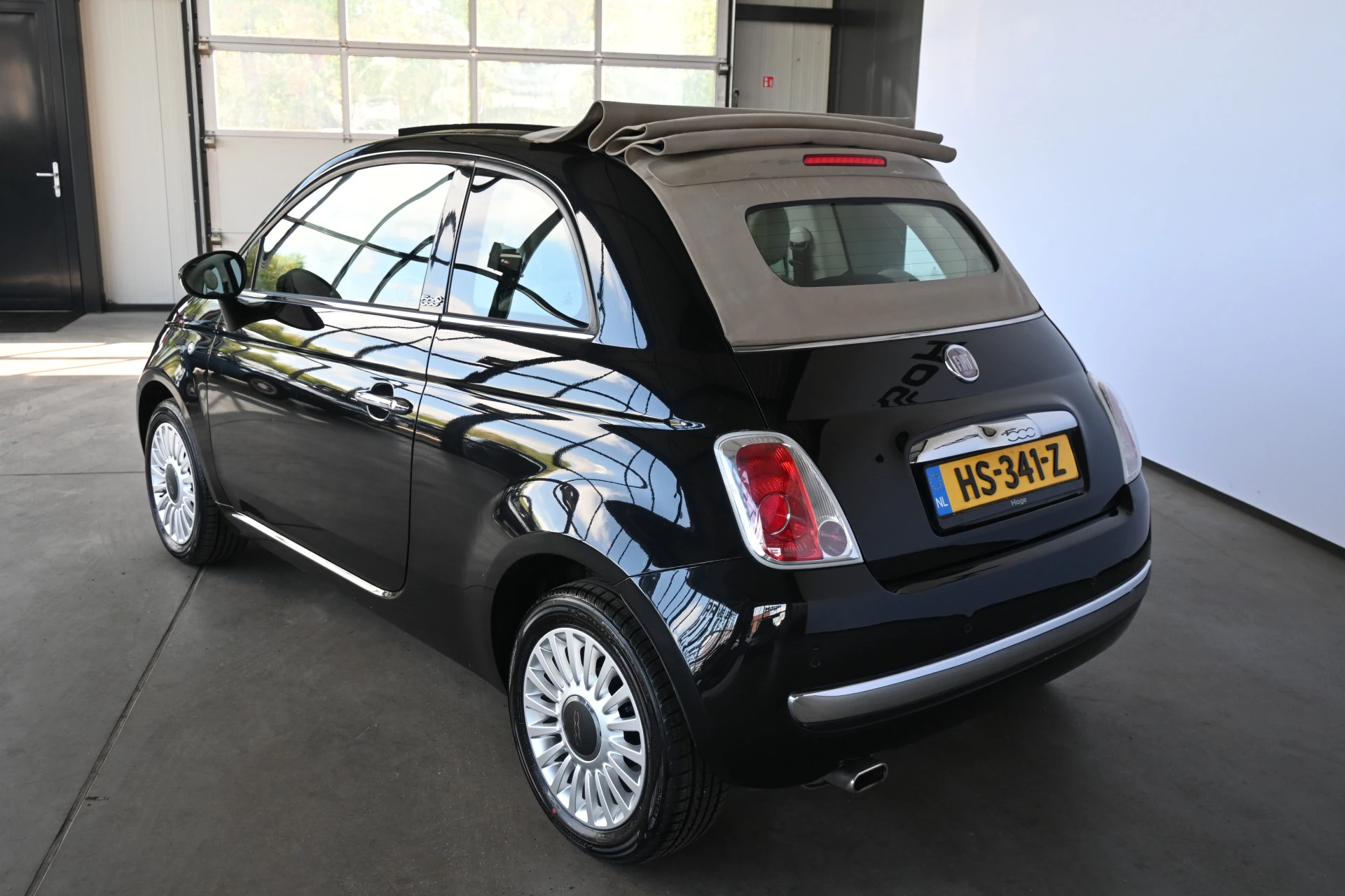 Hoofdafbeelding Fiat 500C