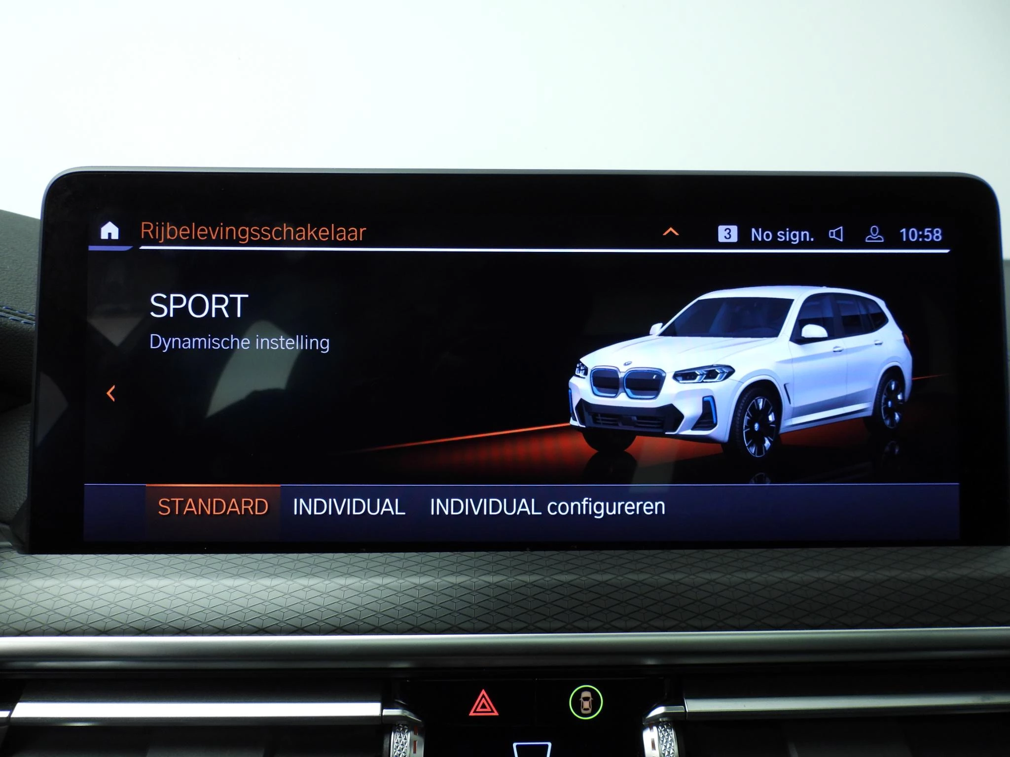 Hoofdafbeelding BMW iX3