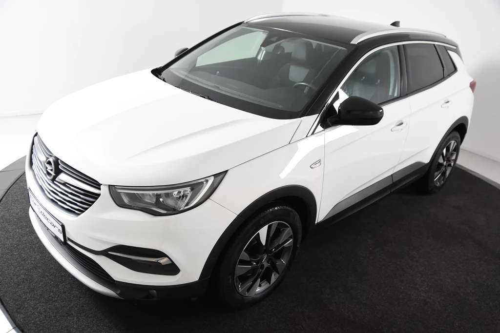Hoofdafbeelding Opel Grandland X