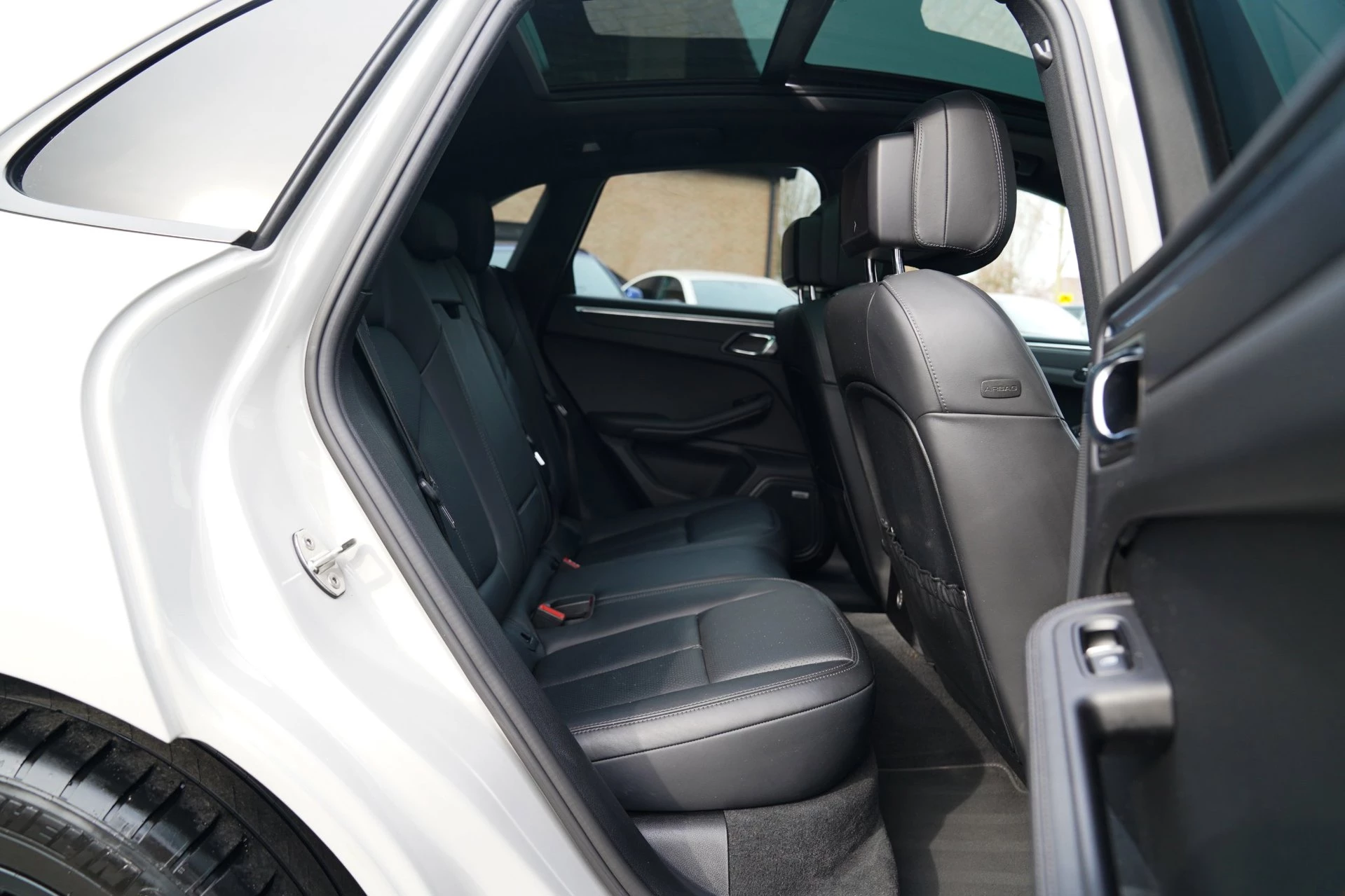 Hoofdafbeelding Porsche Macan