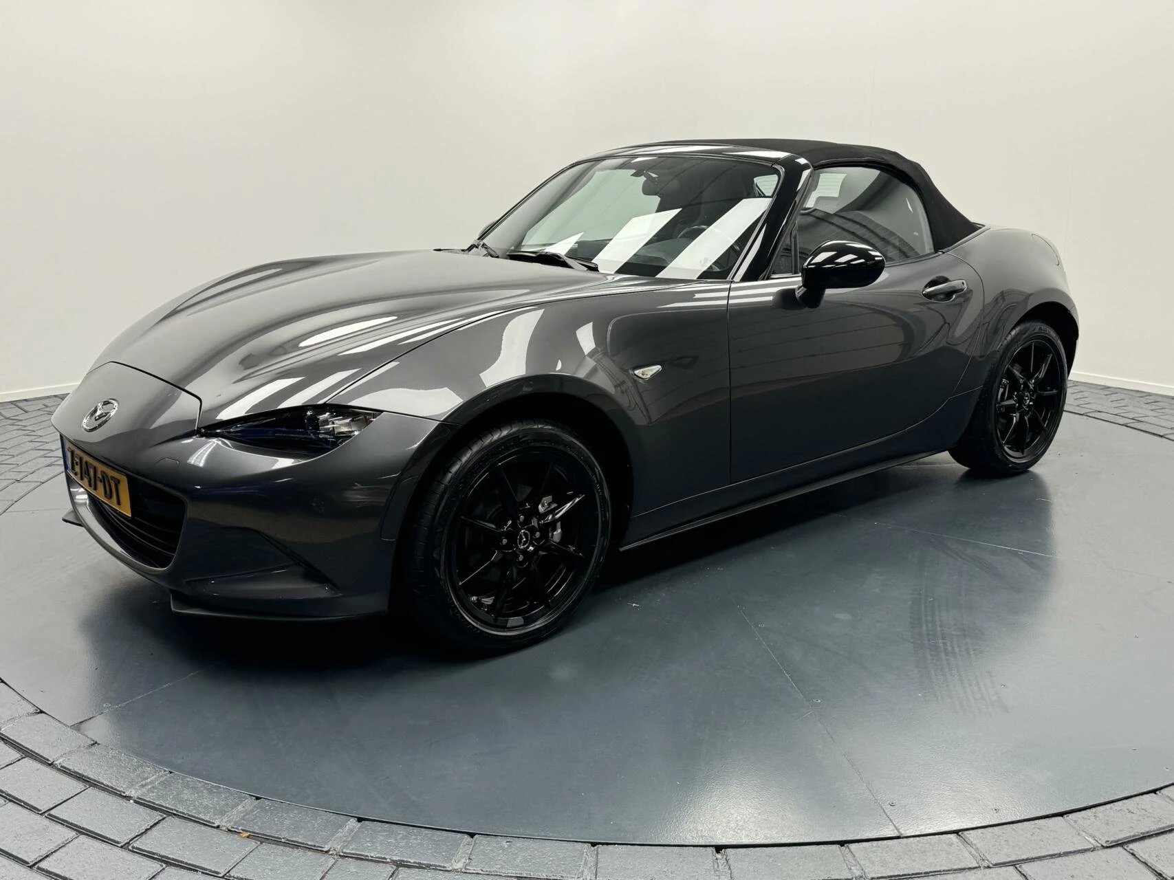 Hoofdafbeelding Mazda MX-5