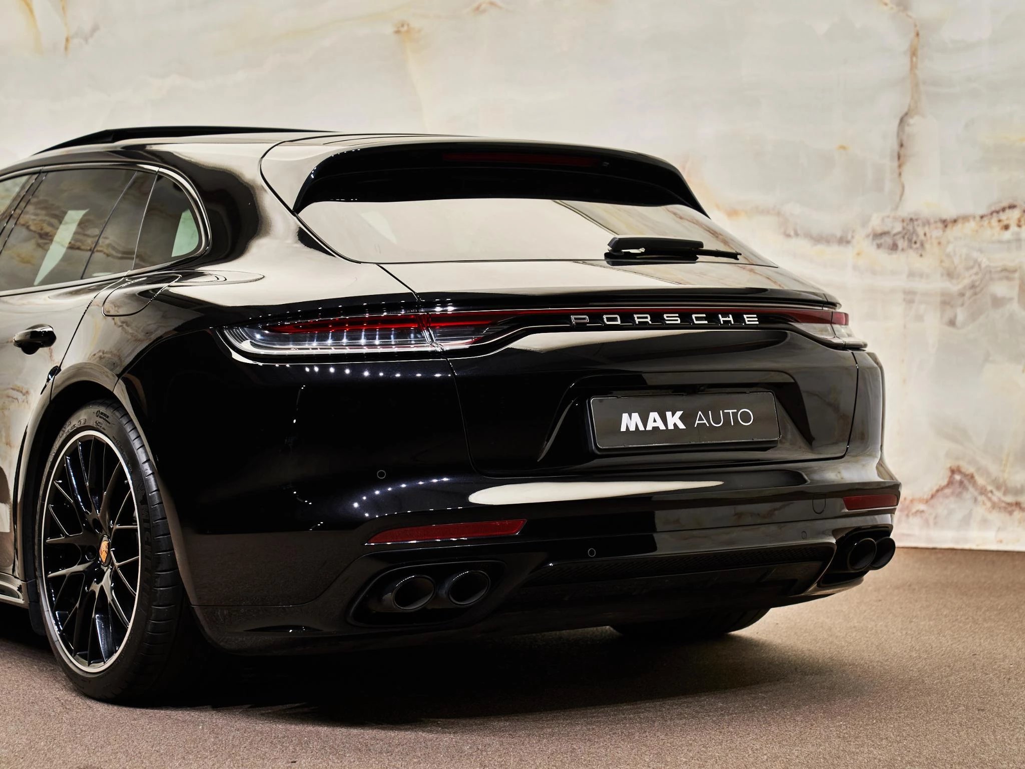 Hoofdafbeelding Porsche Panamera