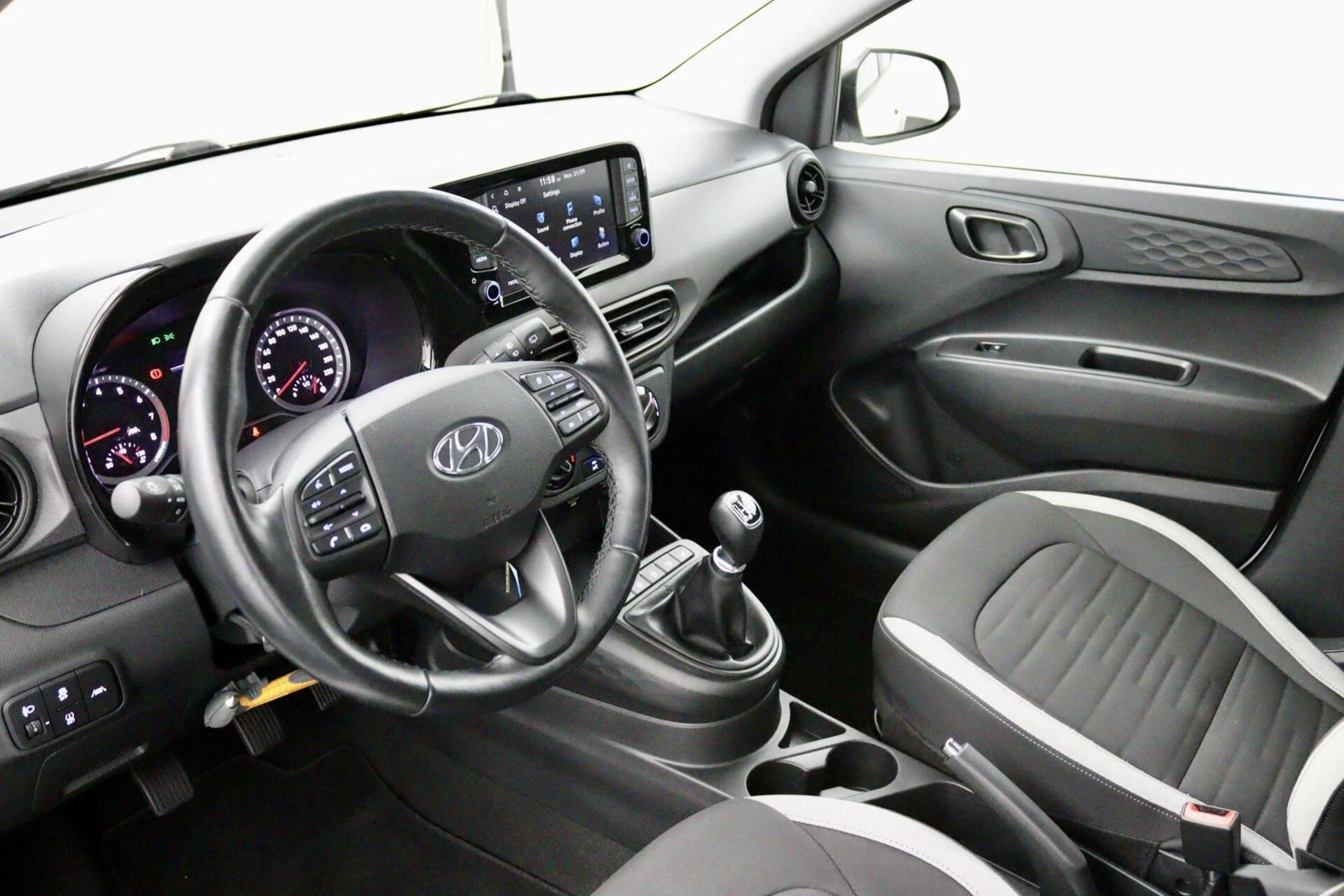 Hoofdafbeelding Hyundai i10