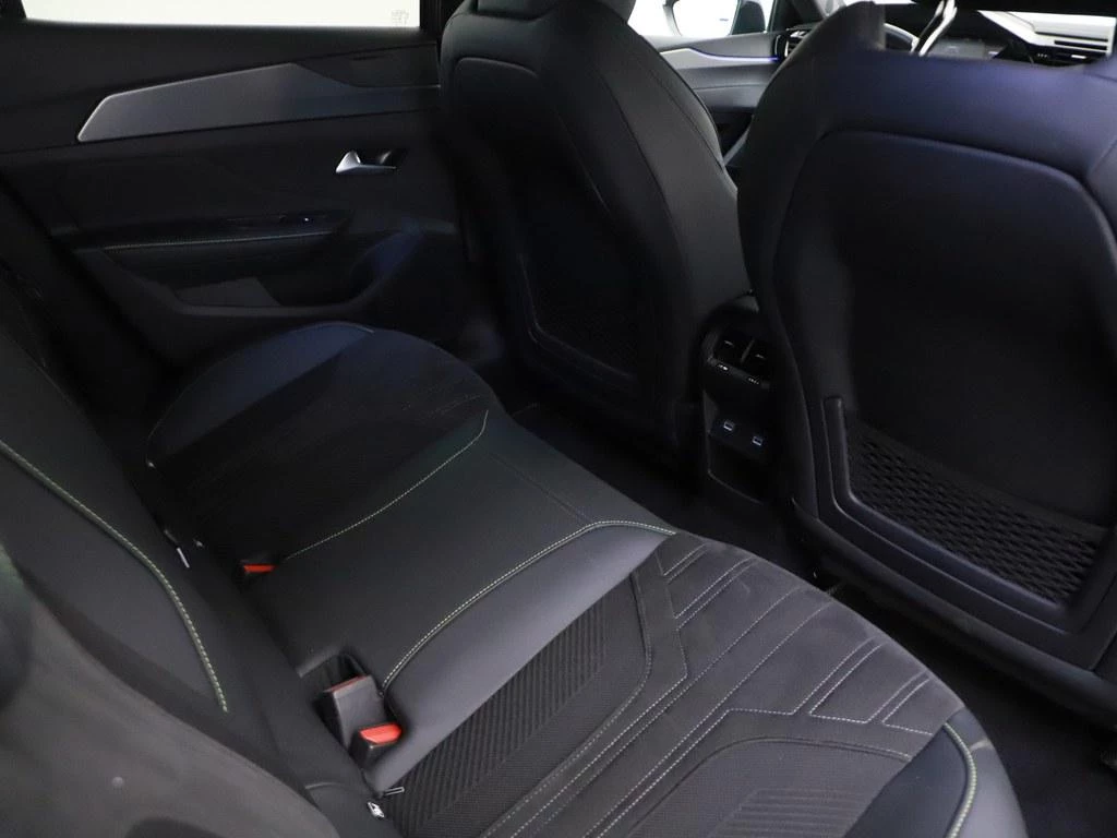 Hoofdafbeelding Peugeot 408