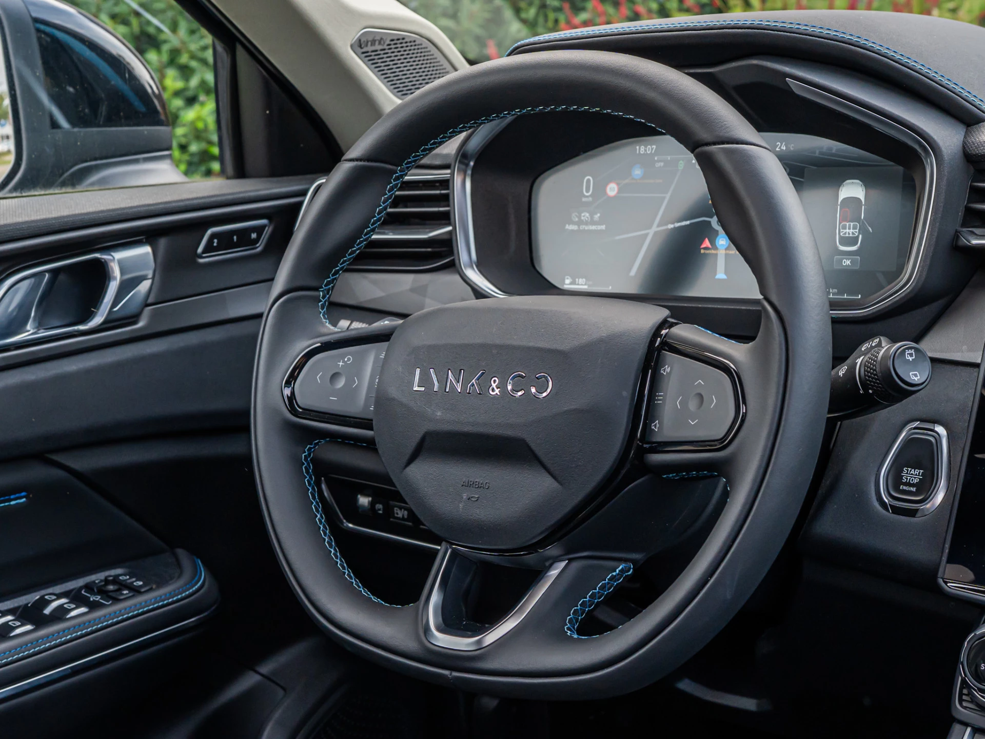 Hoofdafbeelding Lynk & Co 01