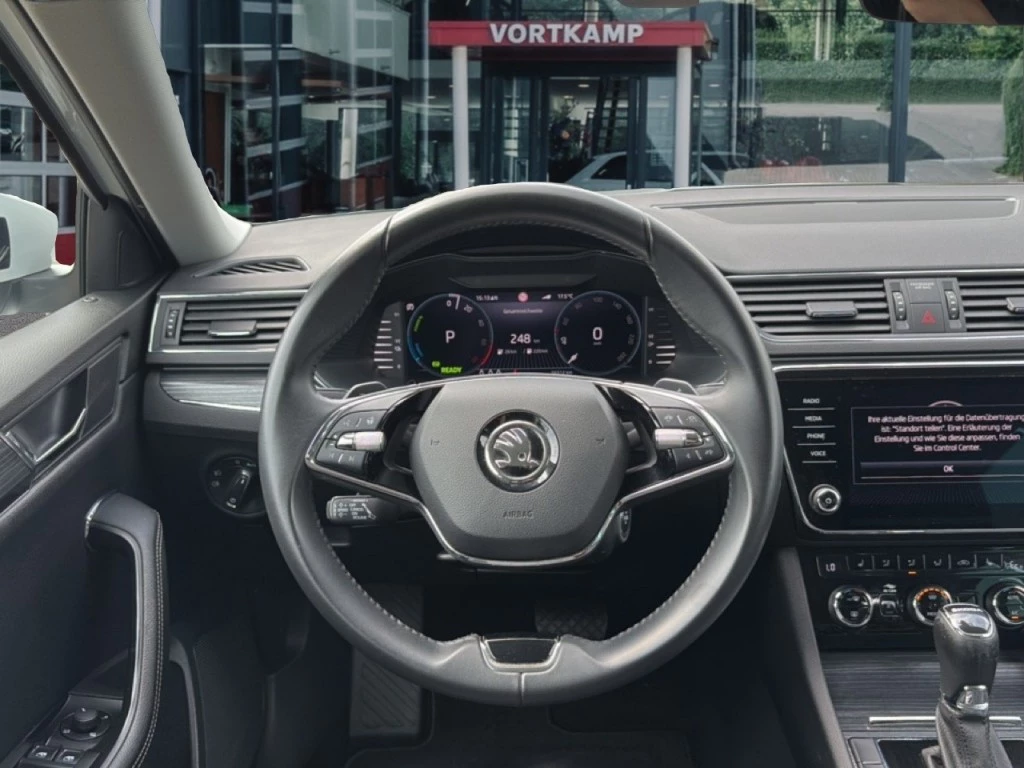 Hoofdafbeelding Škoda Superb