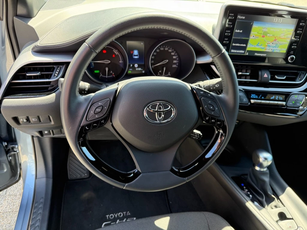 Hoofdafbeelding Toyota C-HR
